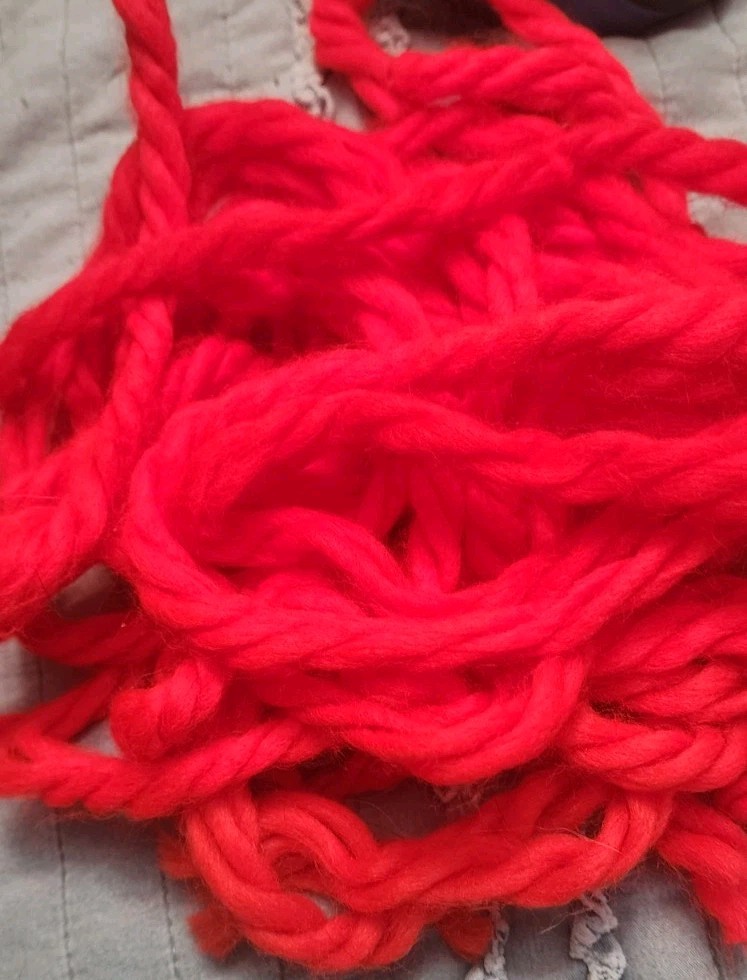 VTG Hallmark Yarn Gift Tie Tye Ribbon Hair Tye Craft Yarn Christmas Cheer 27 Ft