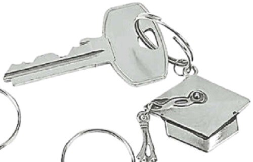 1 Graduation Cap Key Chain (Free Shipping with 6 or more items)