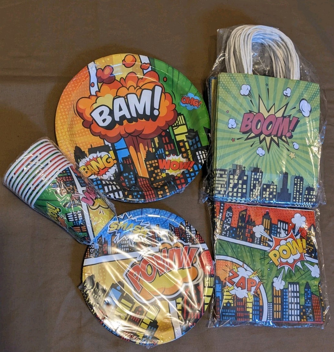 NEW Super Hero Birthday Party Set of 10: Plates, saucers, napkins, cup & 24 bags