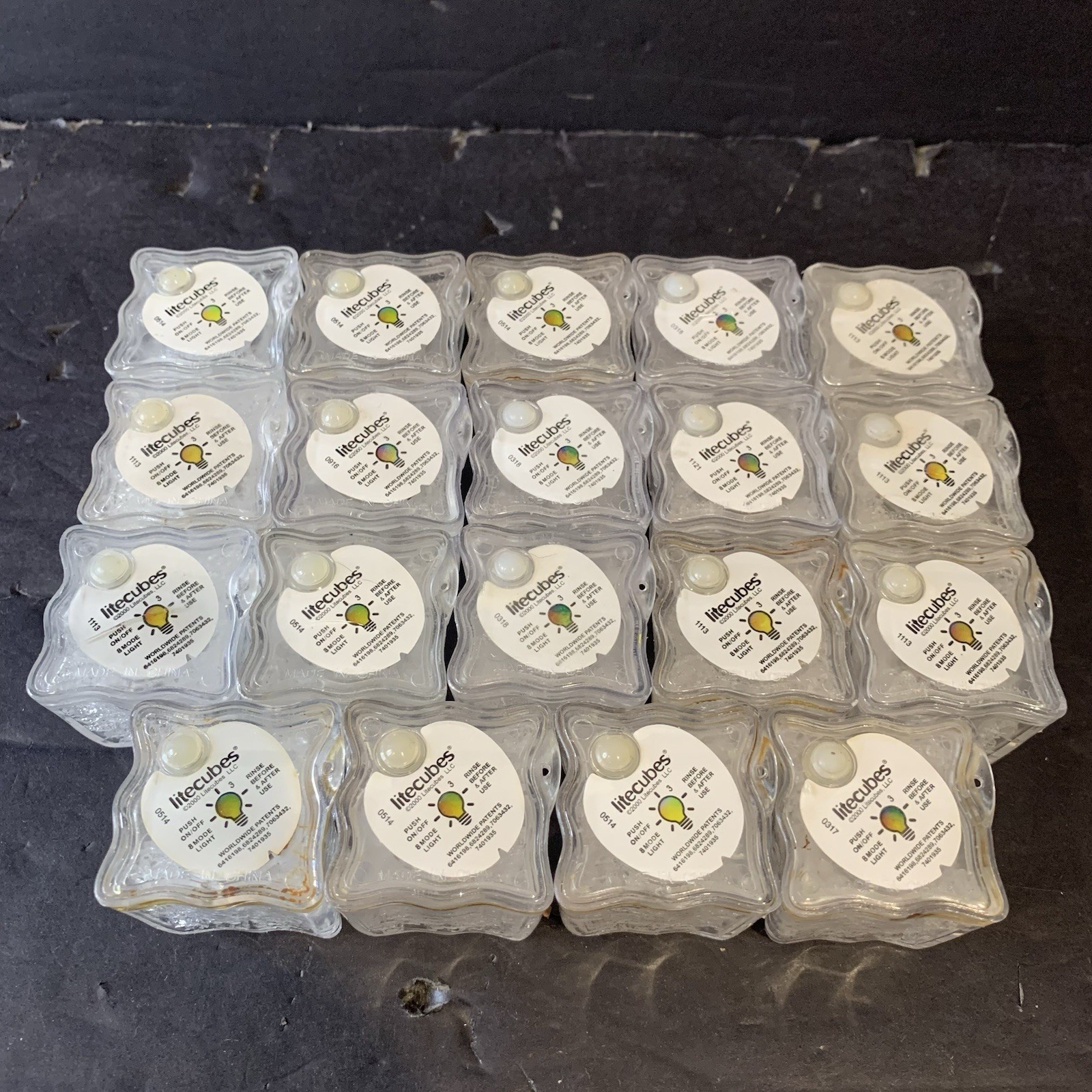LiteCubes Lot of 19 MultiMode Rainbow LED Light up Ice Cubes