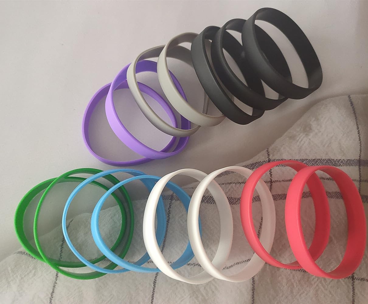 UQUABESO 15 Pcs Rubber Medium, Black, White, Grey, Red, Blue, Green, Purple