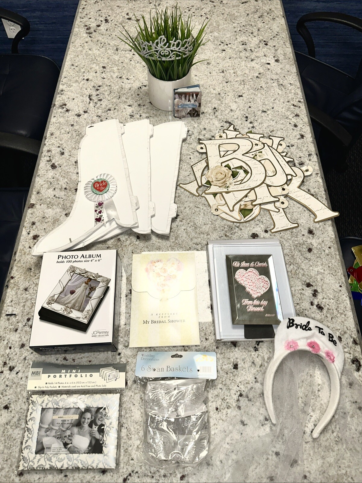 Lot Of Wedding Bridal Shower Bride To Be Bundle Photo Albums Tiara Party Decor