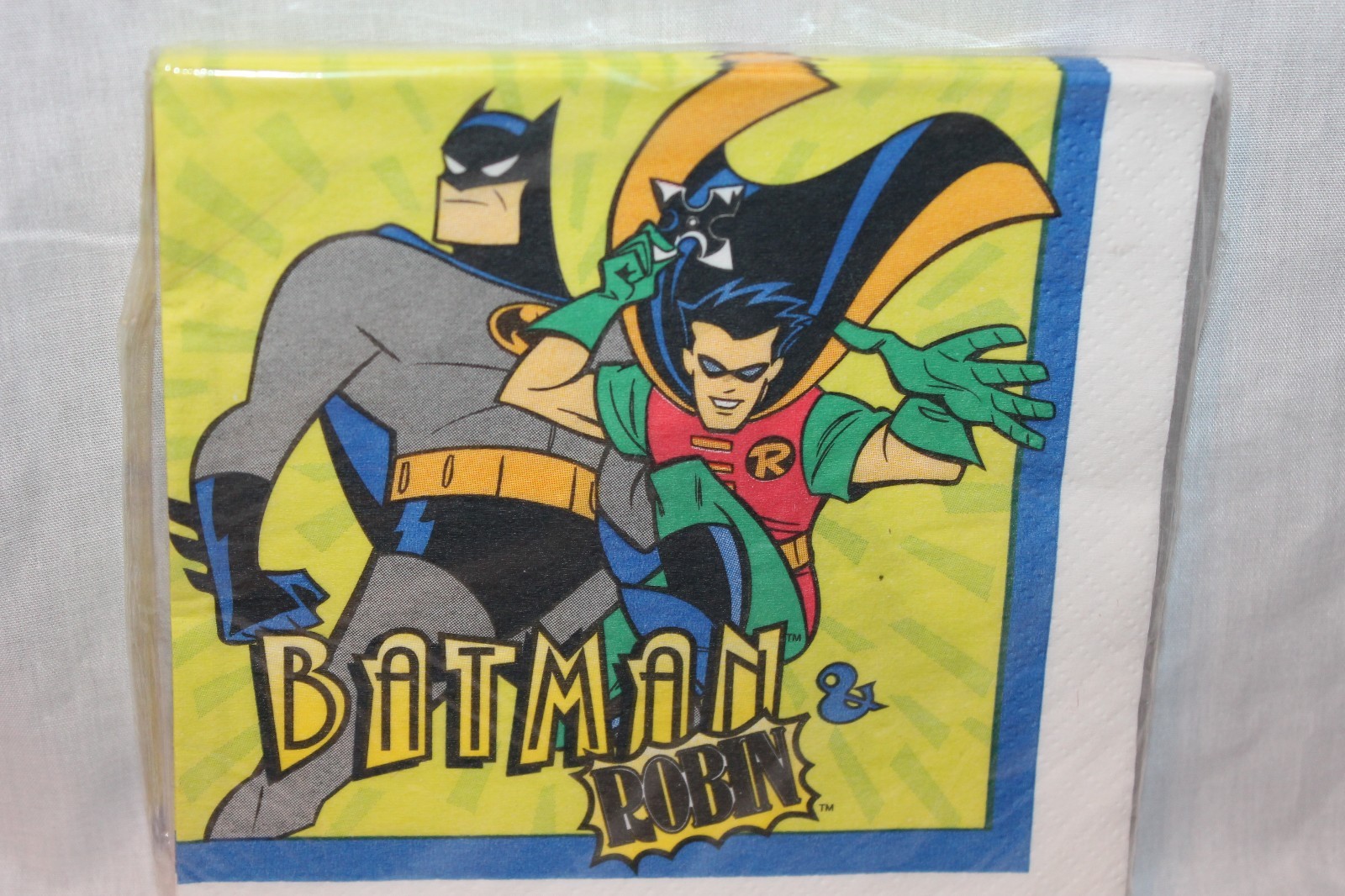 NEW IN PACKAGE 1999 VINTAGE BATMAN AND ROBIN 16-DESSERT NAPKINS PARTY SUPPLIES