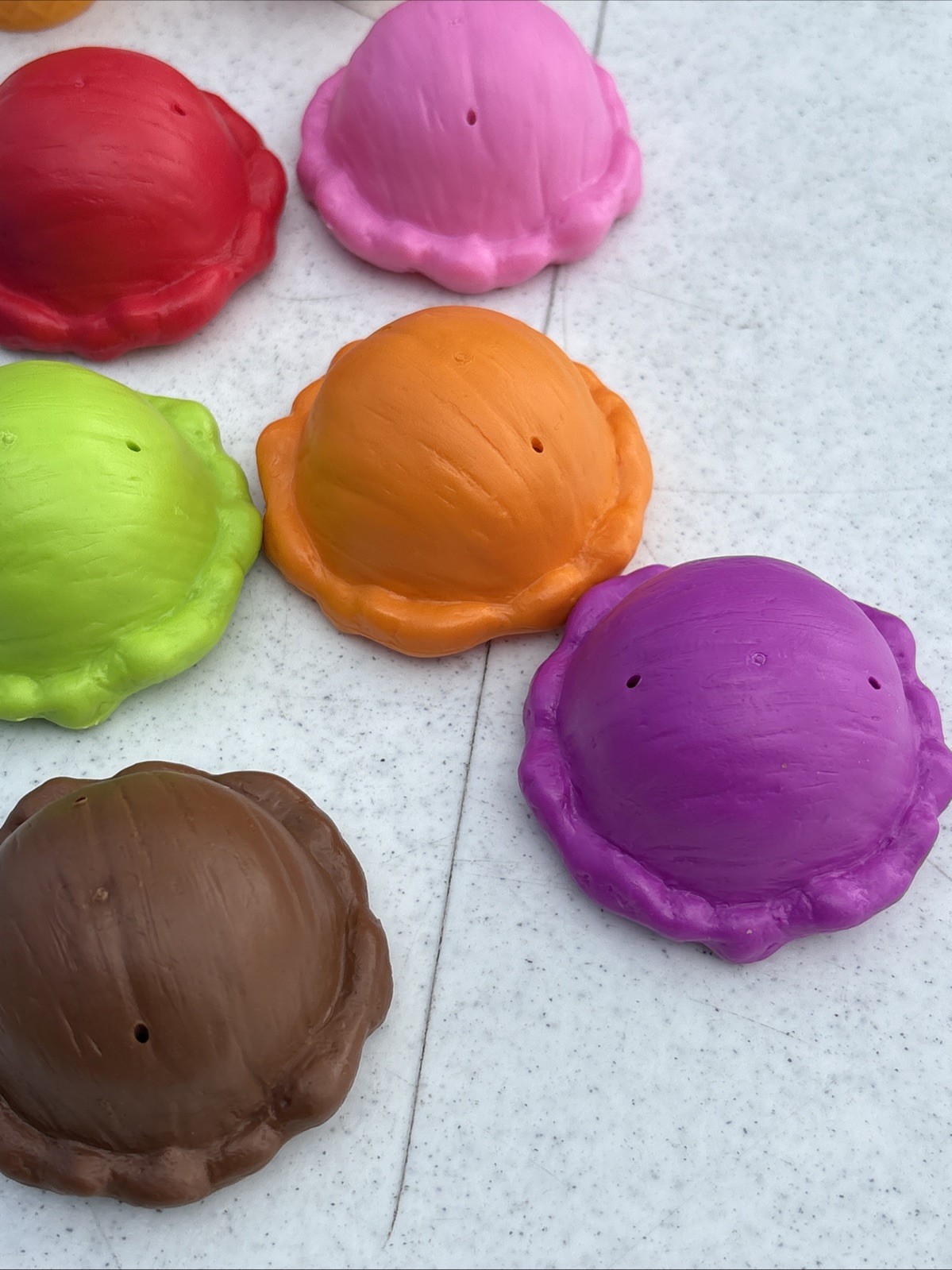 Fun Express Colorful Ice Cream Cones Plastic 12 PC Multicolor