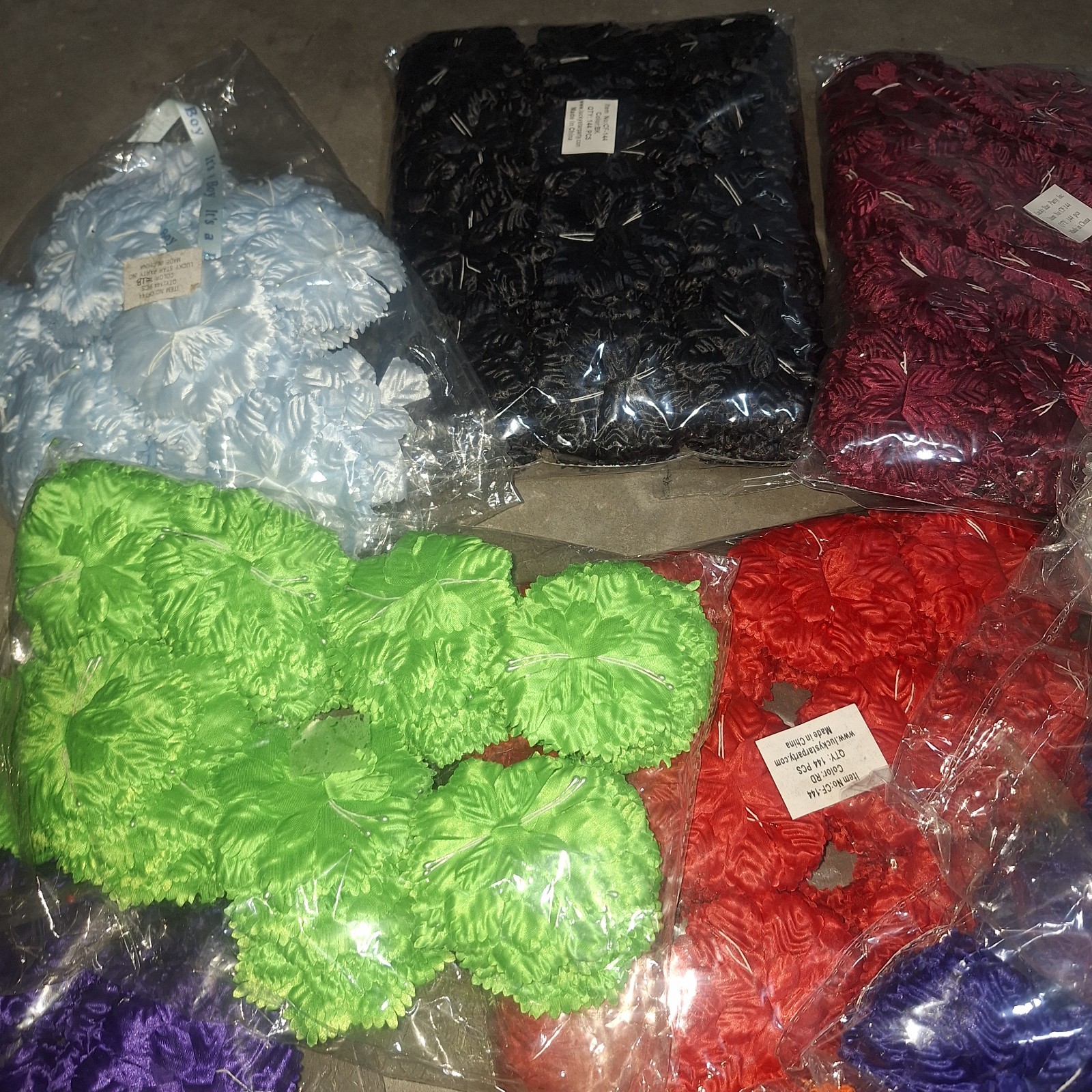 Capia Flowers Flat Carnation Capia Base for Corsages Bulk Wholesale 100 Pieces