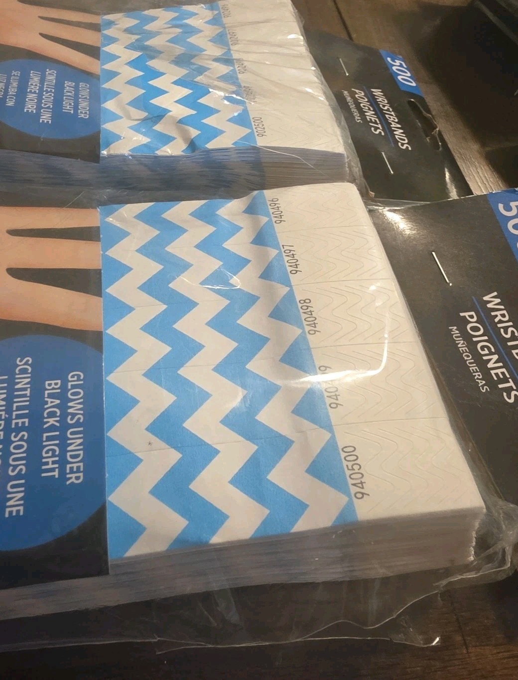 Chevron White Blue Wristbands 1000 Pack Secure Sequentially Numbered Glow Black