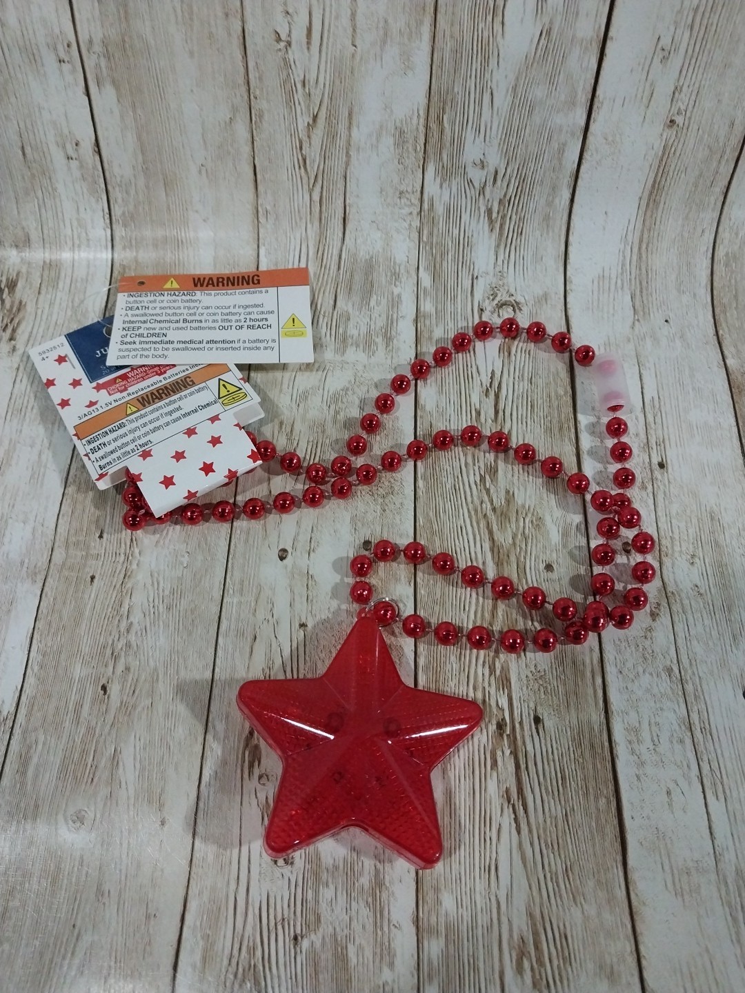 New! Light Up Red Star July 4th Christmas Necklace Holiday Party Parade Kids USA
