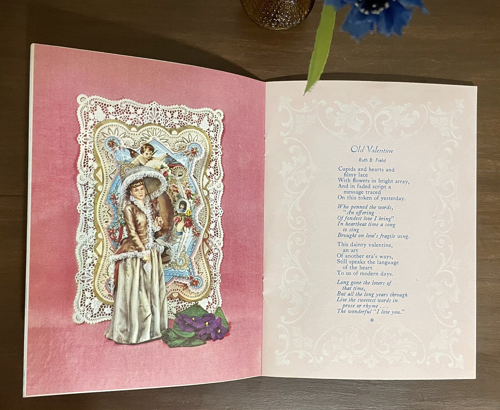 1966 VALENTINES GREETINGS POEM BOOKLET ON LINEN IN BEAUTIFUL, CLASSIC STYLE