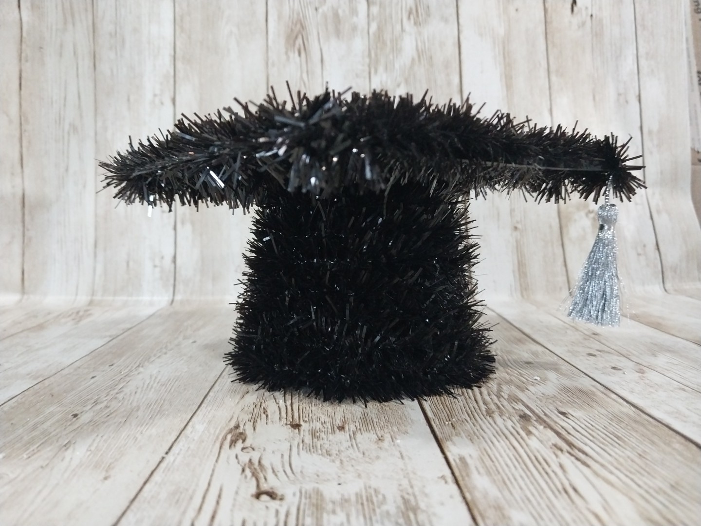~New! Graduation Cap & Tassel Black Party Favor Tinsel Decoration Senior College