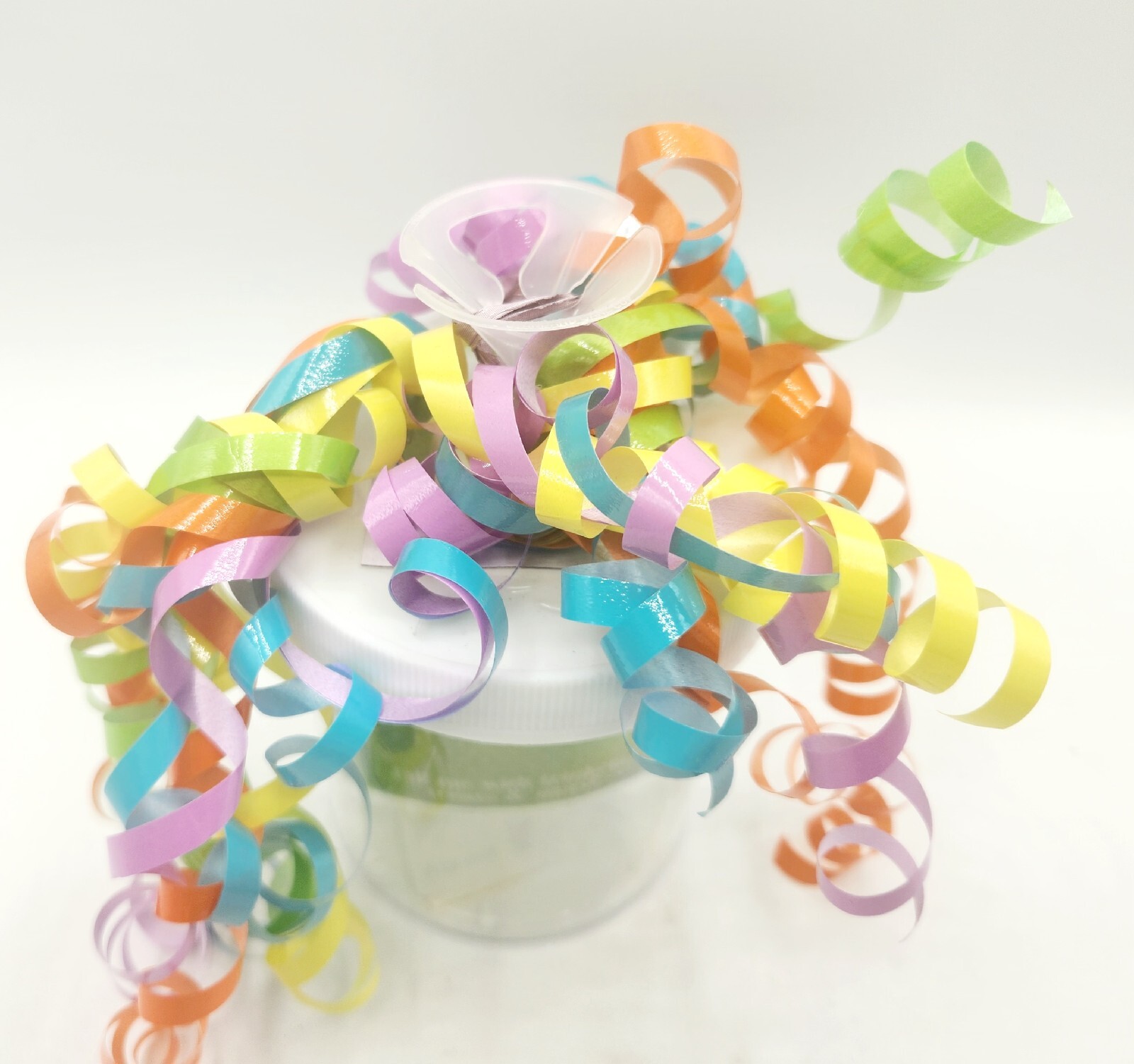 U Fill Em Party Trinket Container w/ Curly Ribbons, Balloon Holder, BRAND NEW