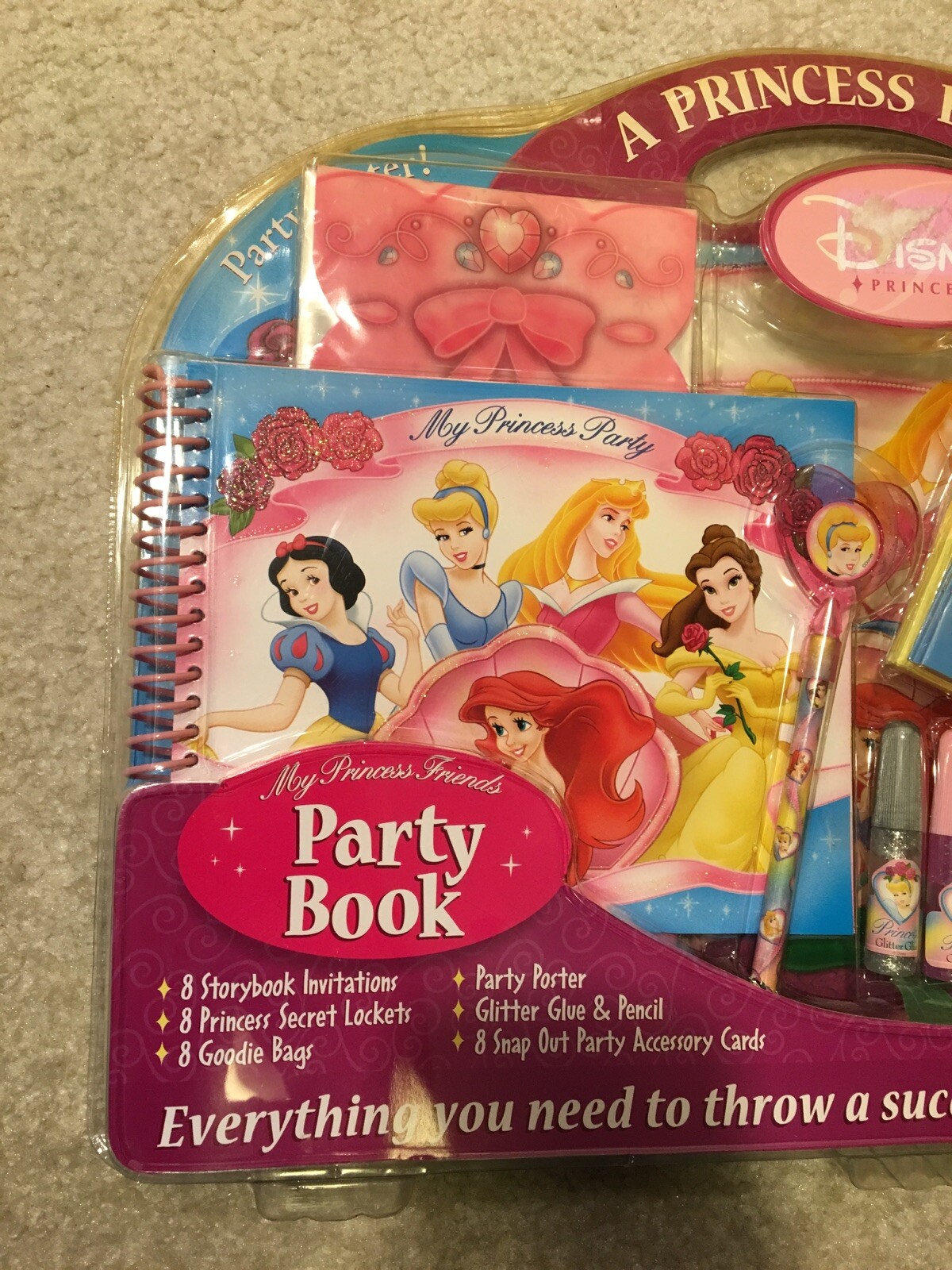 Disney Princess Enchanted Party Set 8 Invitations Lockets Poster Glitter Books