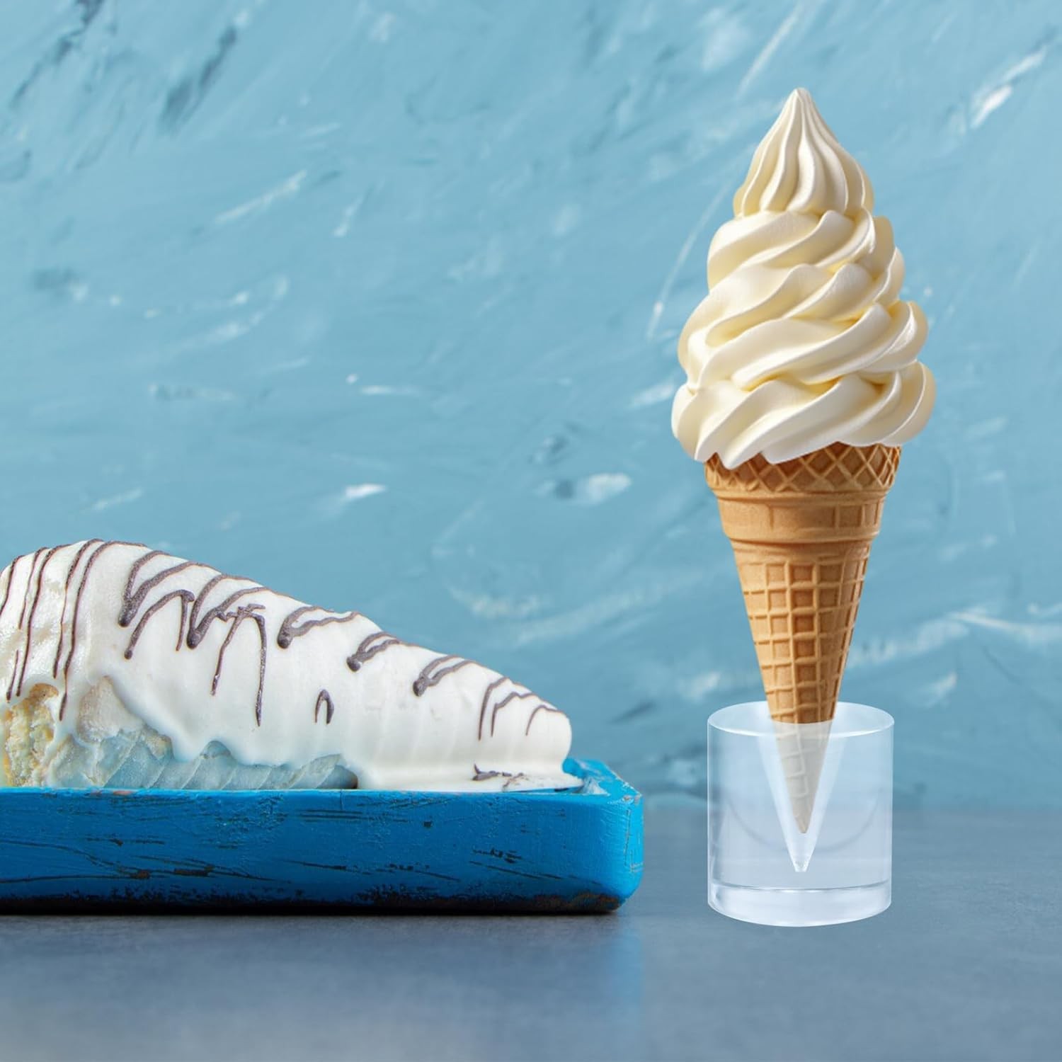 4 Pcs Small Ice Cream Cone Holder Stand 1.18 Inch Acrylic Rack Easy to Clean