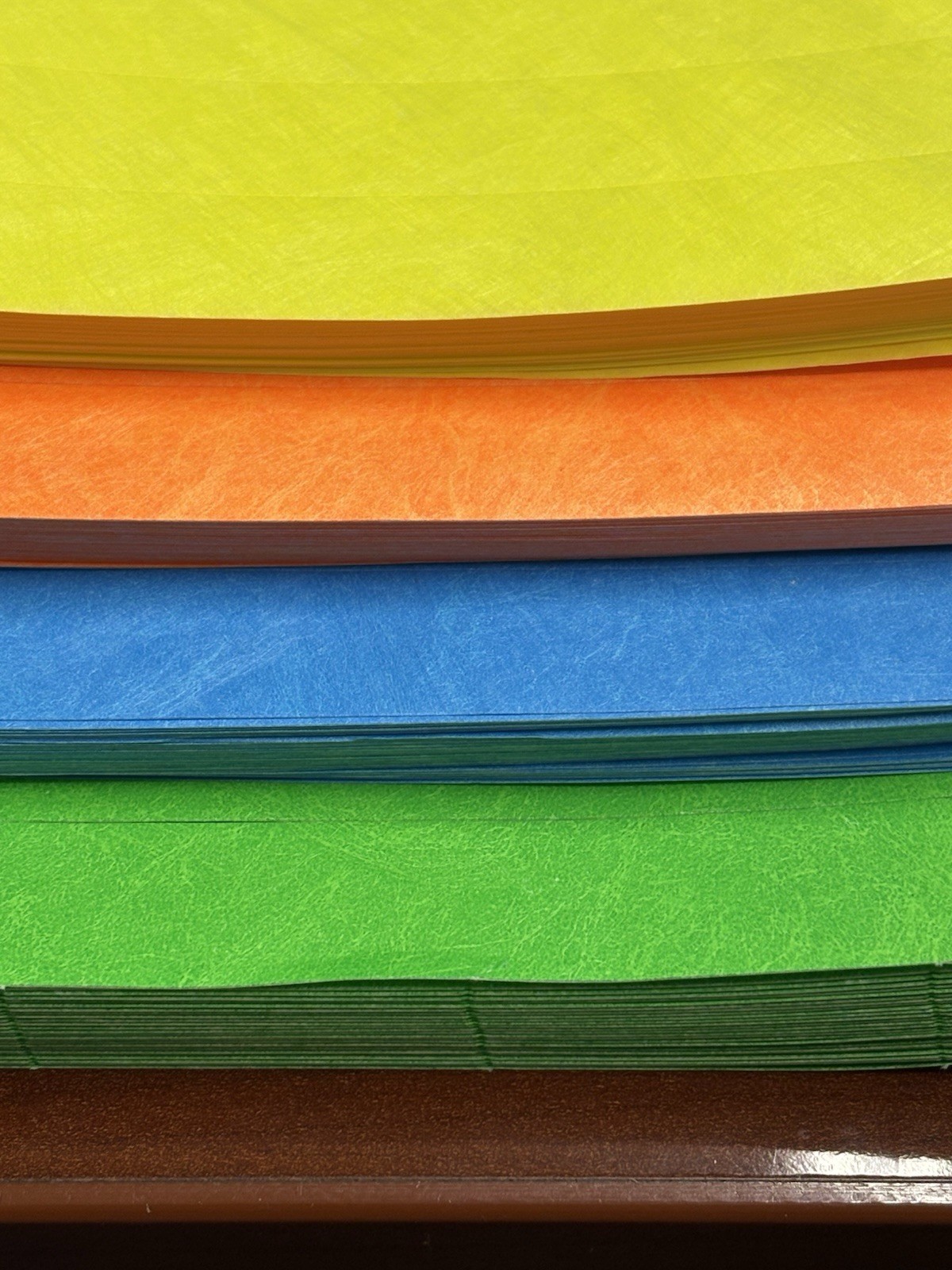 2,000 – 3/4″ (4 Different colors – 500 Of Each Color) TYVEK Wristbands.