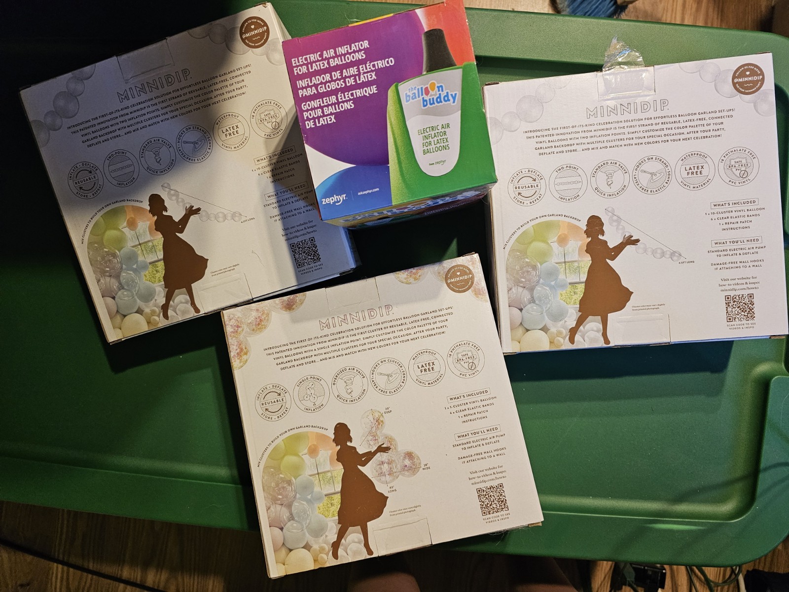 New In Box Minidip Reusable Garland Clusters And Balloon Buddy Inflator