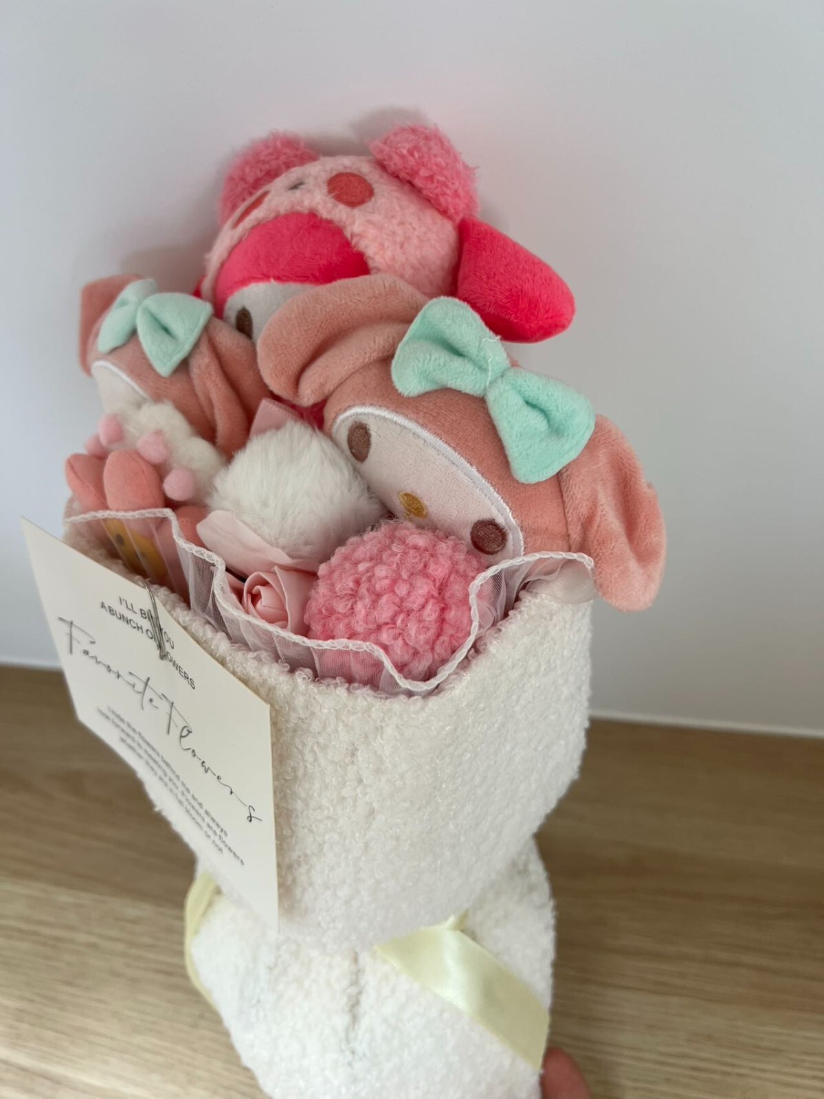 Festive Gift Plush Toy Bouquet, Christmas Present for Girlfriend or Family