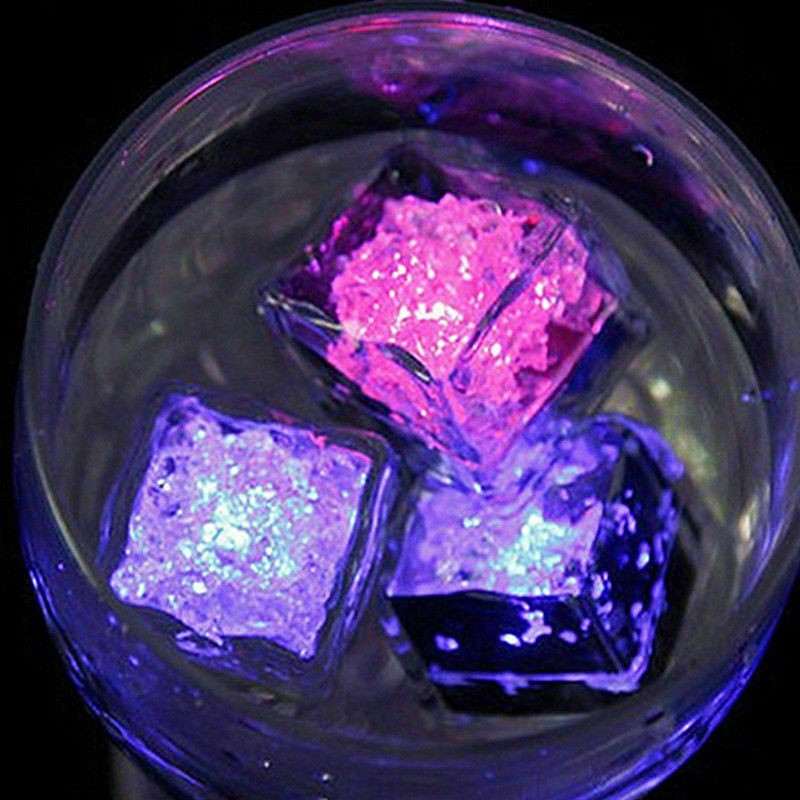 Waterproof LED Light Up Ice Cubes for Bar Wine Wedding Swimming Pool Decoration
