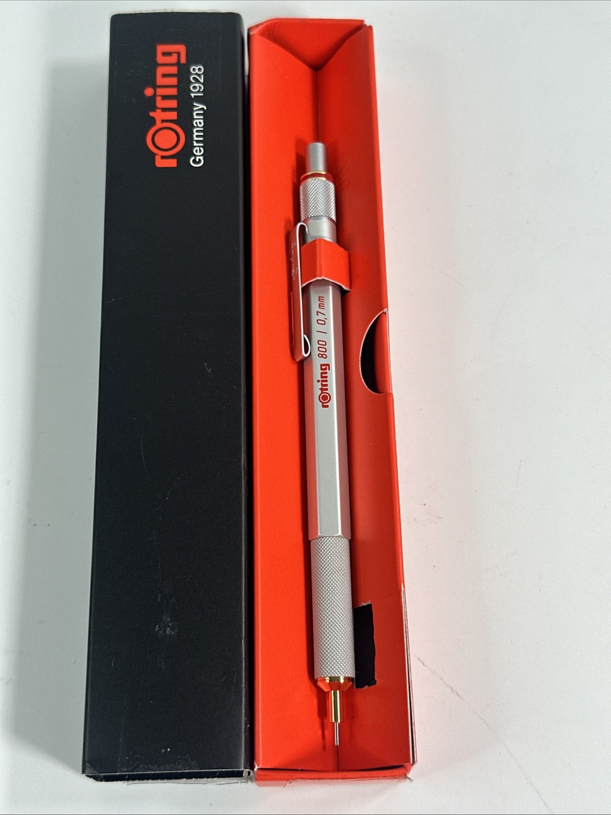 Rotring 800 Retractable Ballpoint Pen, Medium Point, Silver 1 Count (Pack of 1)