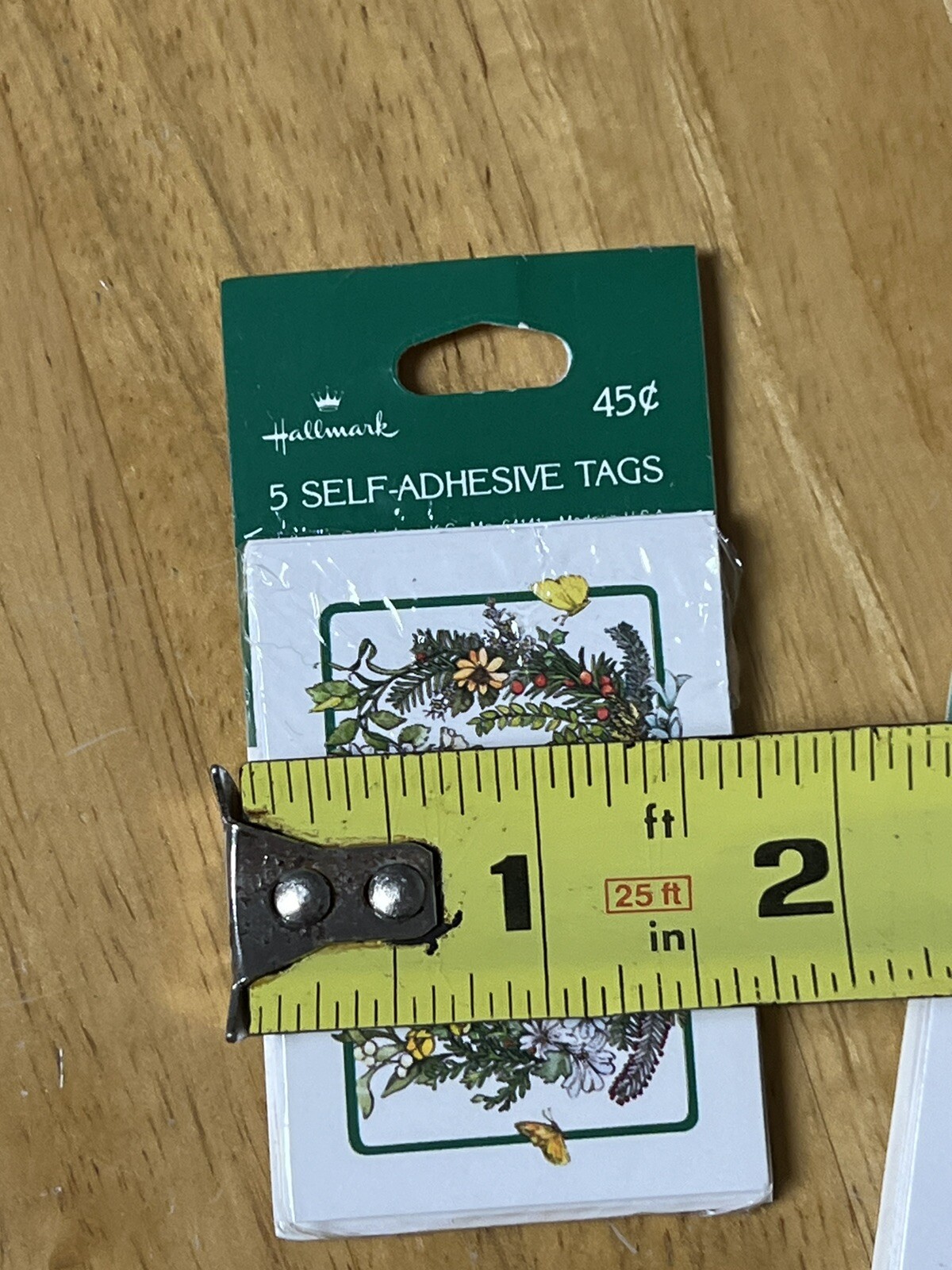 VTG Hallmark 15 Self-Adhesive Gift Tags NEW SEALED USA Floral Butterfly Wreath