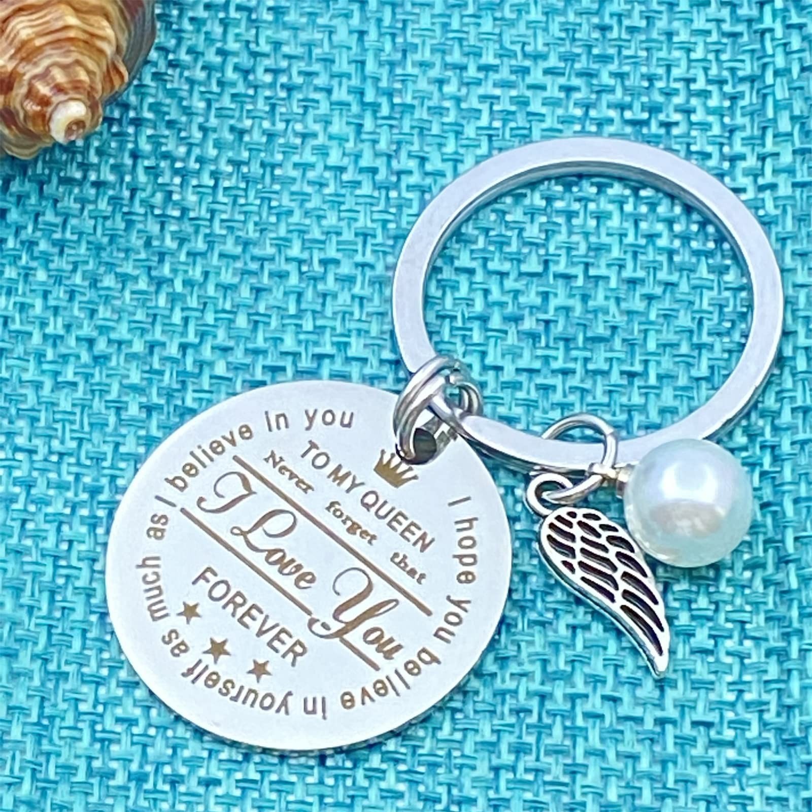 To My Queen Keychain Couple Gifts for Her Women Birthday Keyring Gifts for Wi…