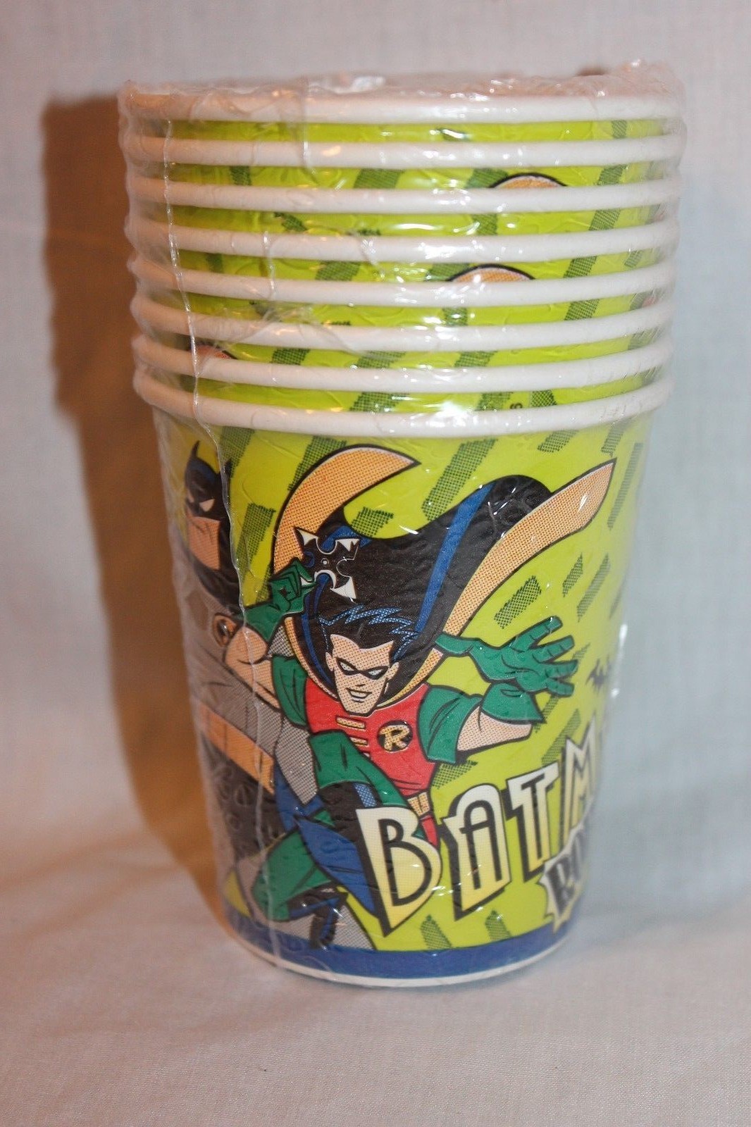 NEW IN PACKAGE 1999 VINTAGE BATMAN AND ROBIN 7 OZ CUPS CHILDS PARTY SUPPLIES