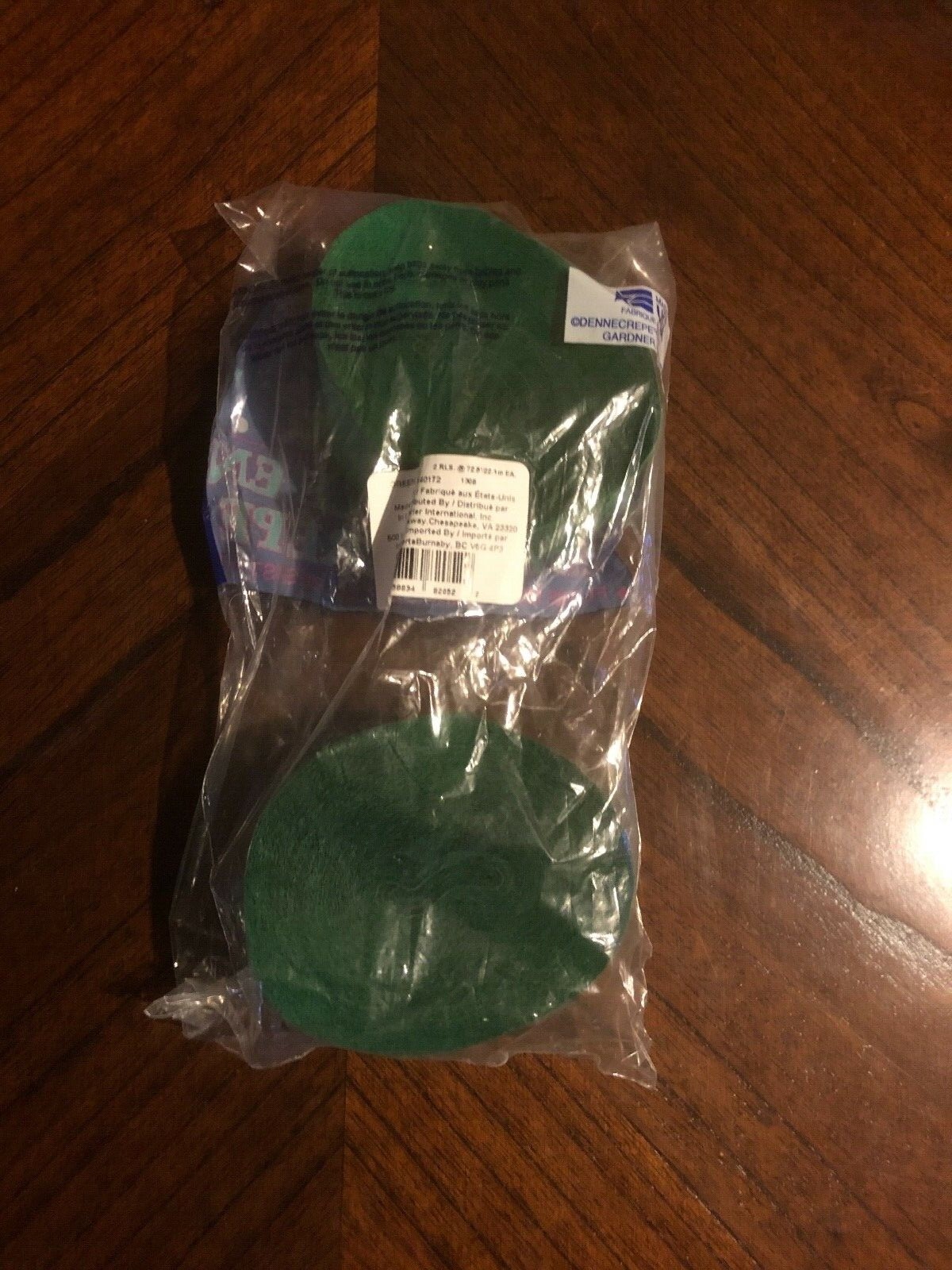 DENNECREPE Green Crepe Paper Streamers ~ 2 Rolls @ 72.5′ Each – Made in USA NIP