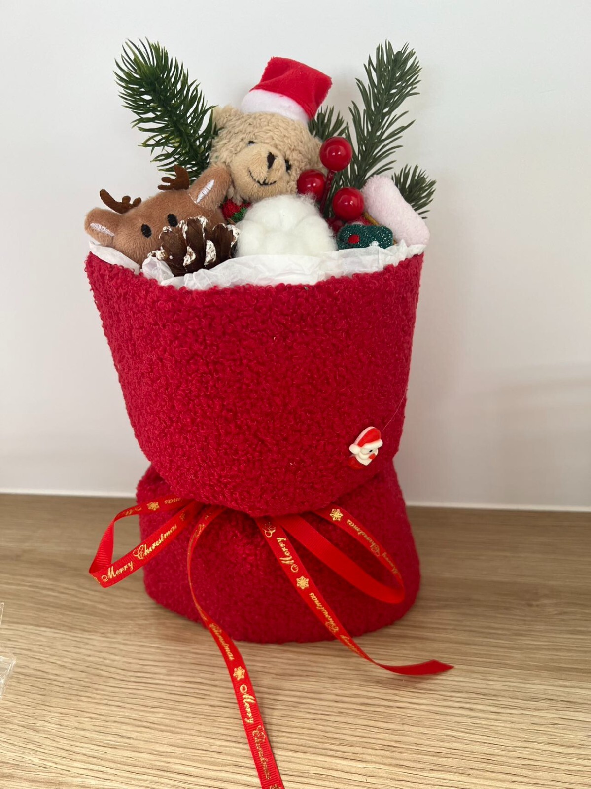 Festive Gift Plush Toy Bouquet, Christmas Present for Girlfriend or Family