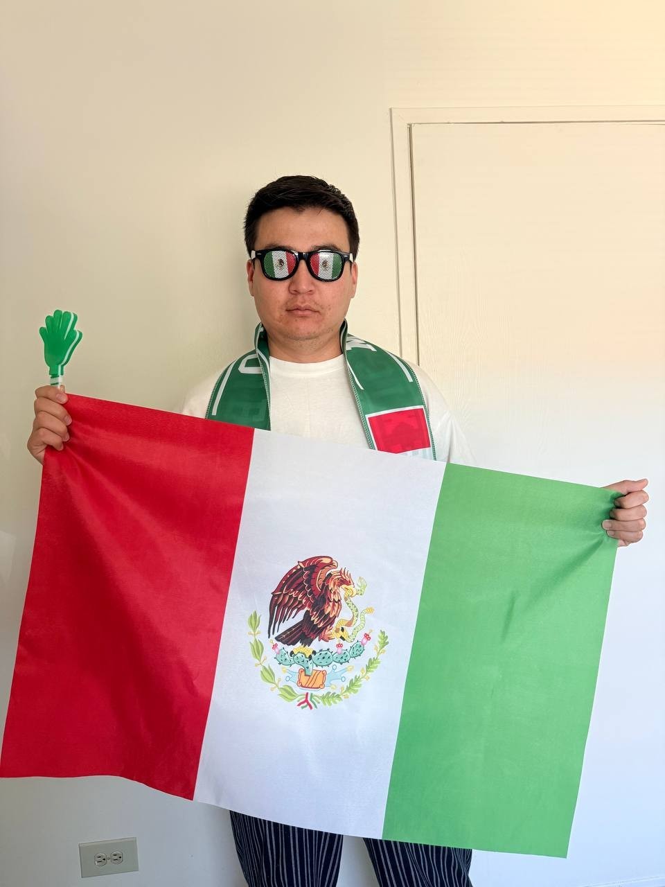 Mexico Football Fan Gear Flag Scarf Fan Glasses Watch Party Set