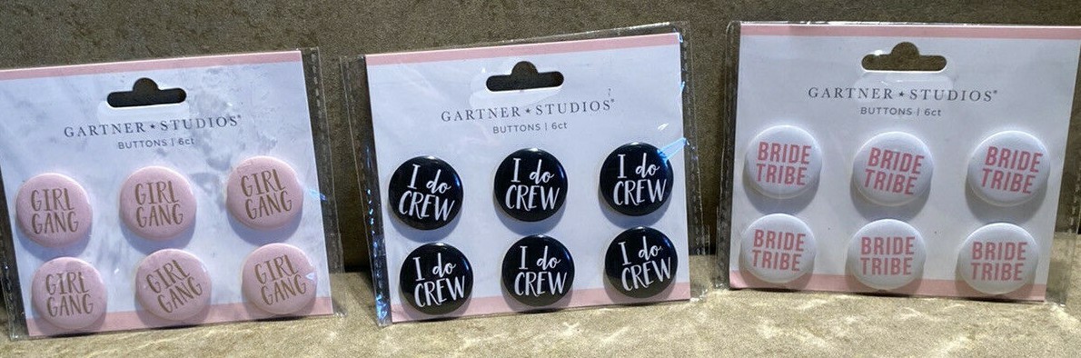 Gartner Studios Bridal Party Bachelorette Buttons Lot of 12 Buttons