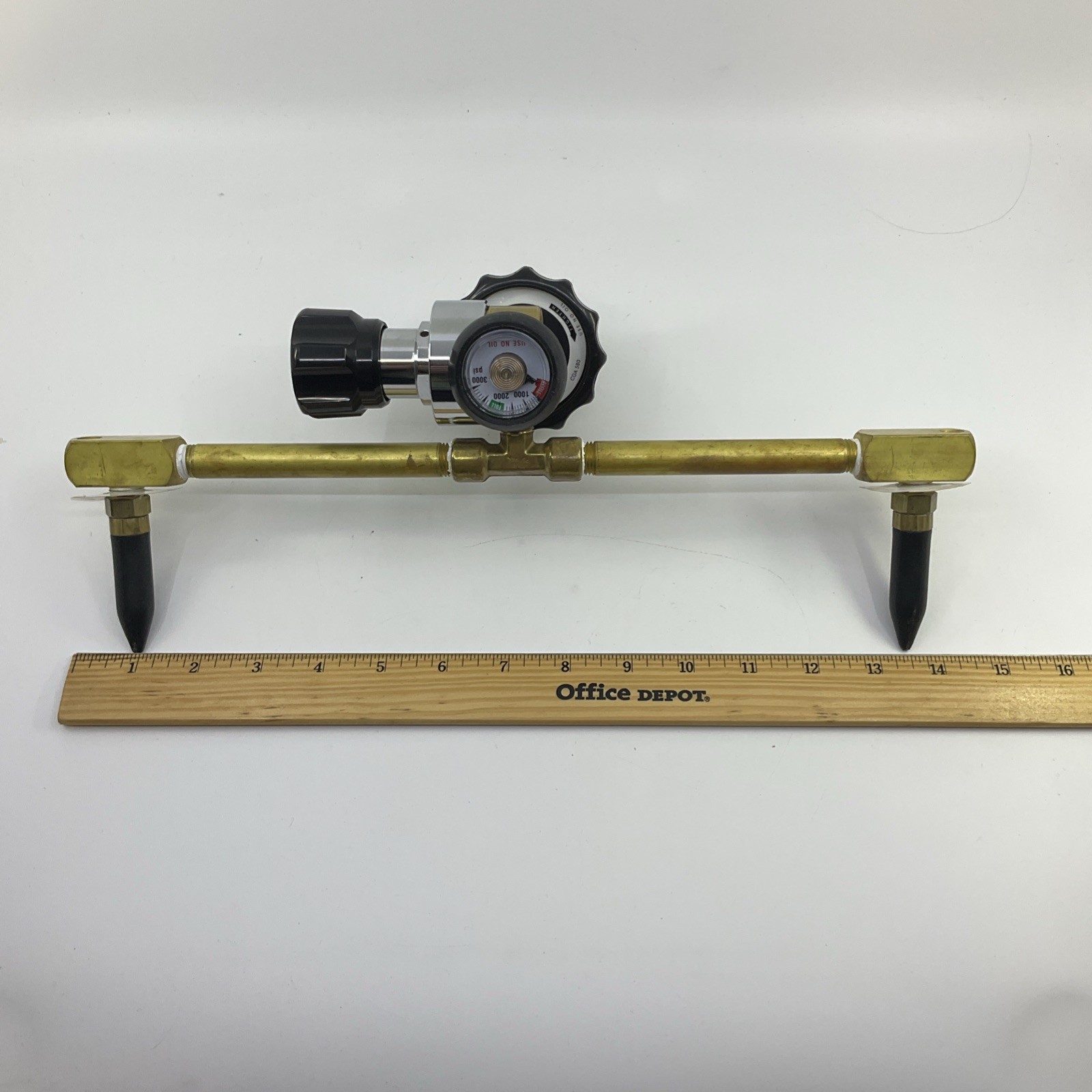 Western CGA 580 dual Helium balloon filler inflator w/3000# Gauge Helium BR22HG