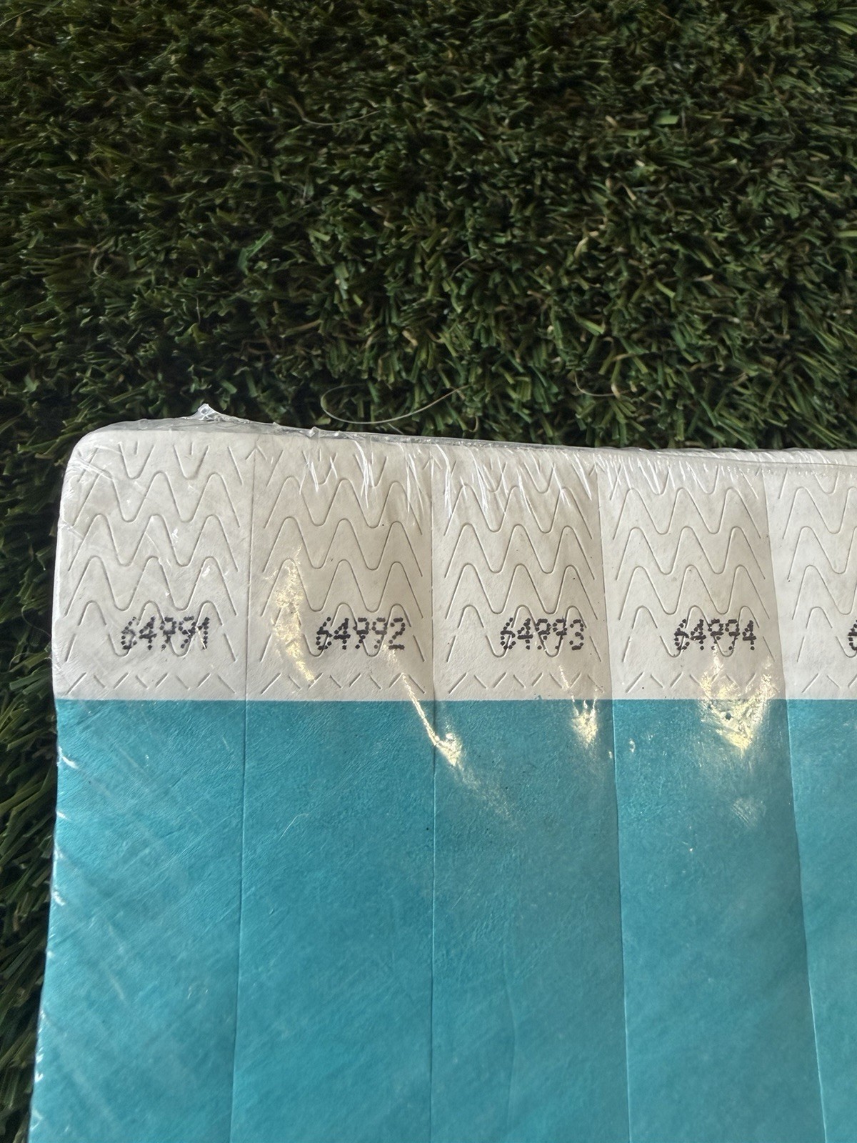 TYVEK WRISTBANDS FOR EVENTS 1000 3/4″ PAPER WRISTBANDS