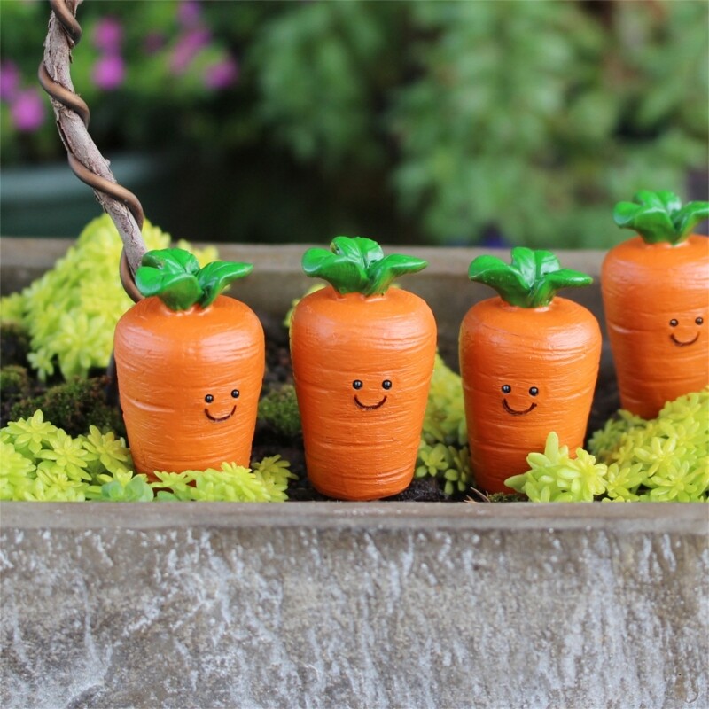 Artificial Carrot Statue Plant Stake for Spring Outdoor Parterre Decors