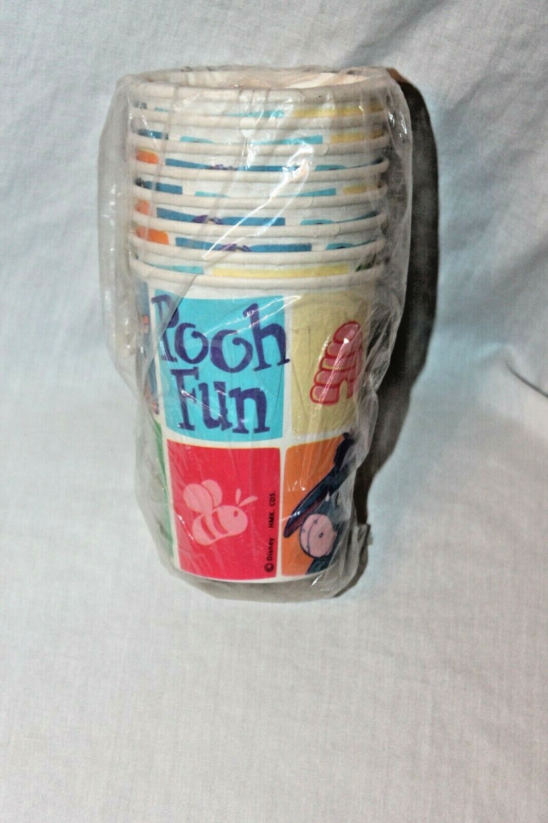 NEW IN PACKAGE WINNIE THE POOH FACES 8 PAPER CUPS PARTY SUPPLIES