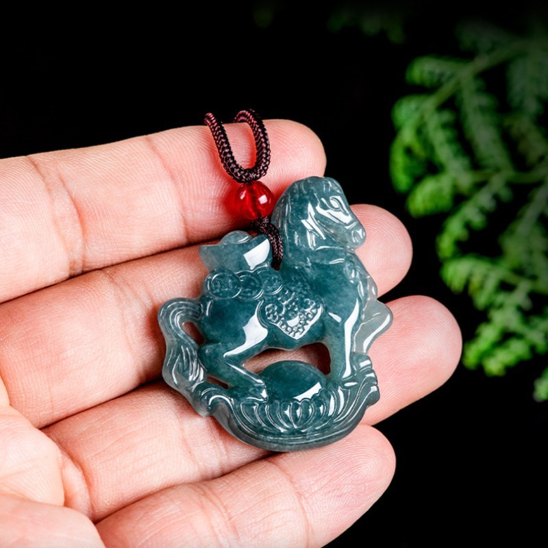 Year of The Horse 2026 Jade Jadeite Figurine Zodiac Amulet Gift Unisex Men Women