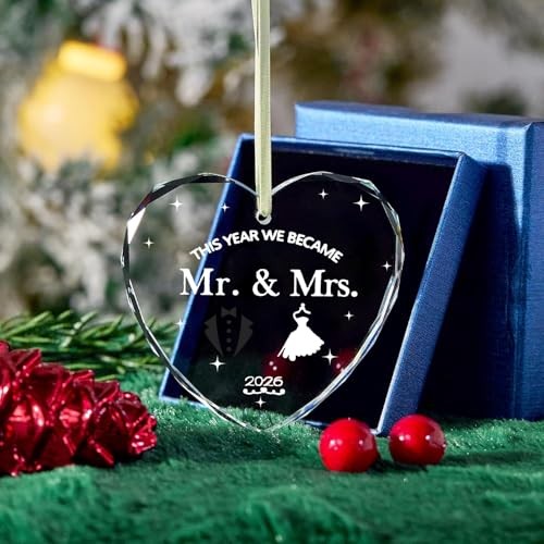 2026 – Gifts for Husbands and Wives of Couples, Brides, Heart-shaped White-1