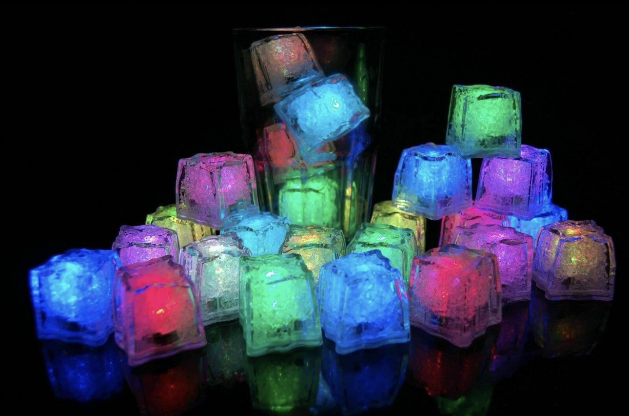 12 Pack LED Light Up Ice Cubes for Drinks, Multicolor-12PCS Brand New For Party