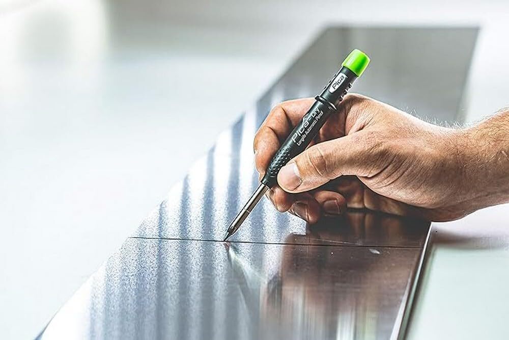 Durable Green Writing Instrument High Quality Craftsmanship For Tough Jobs