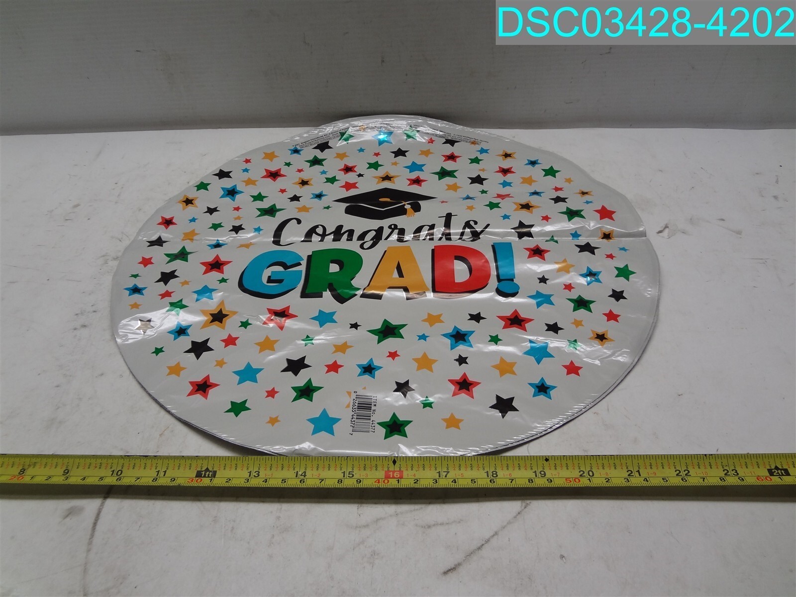 QTY=4: 44377 White Multi-Colored Star Grad 18″ Balloon 026635443777