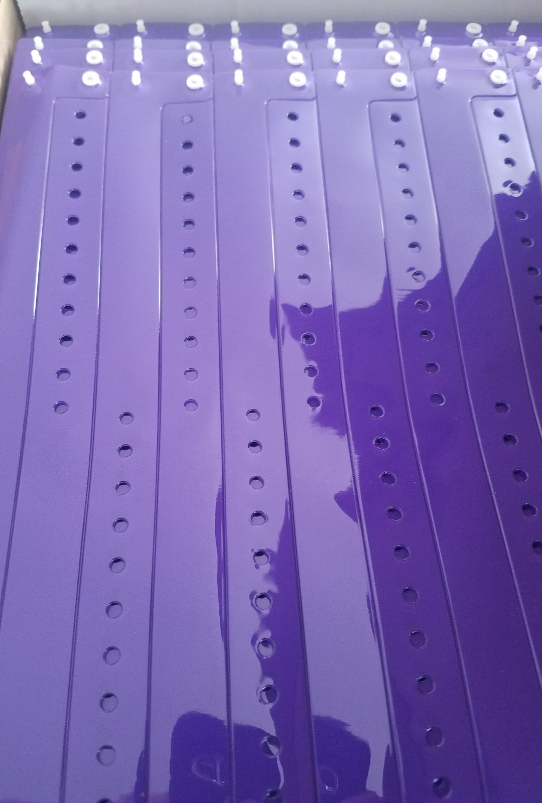 50 3/4″ NEON PURPLE BRIGHT PLASTIC/VINYL TRANSLUCENT WRISTBANDS,