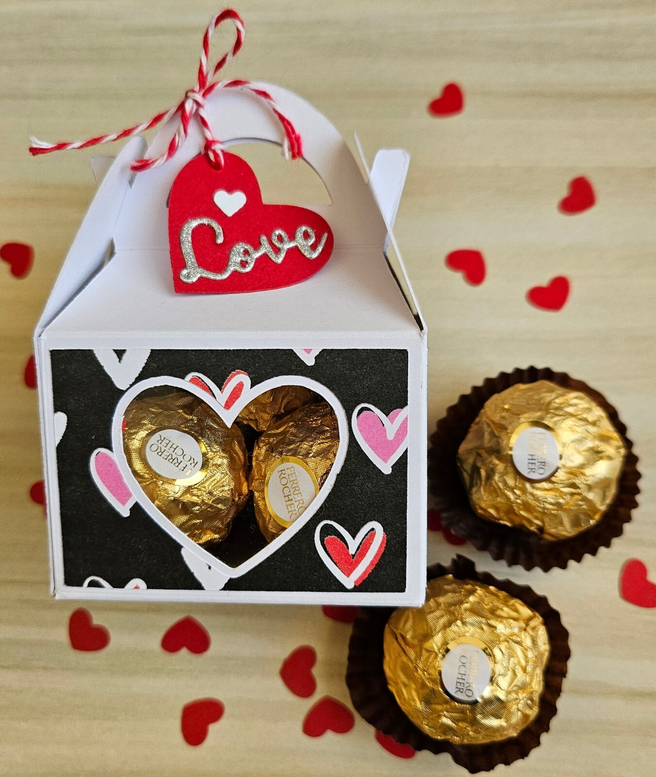 Valentine’s Day Treat Boxes, Favors Treat Boxes, Gable Boxes w/Heart Window