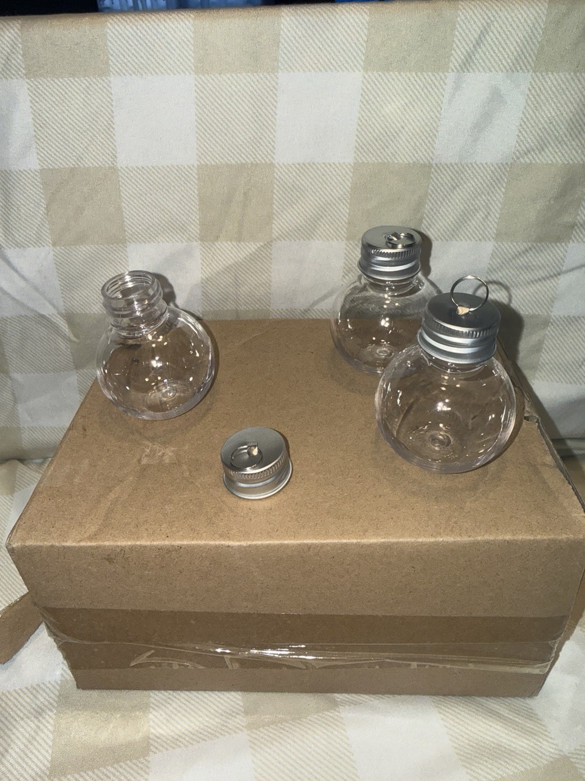 10 Pc Bulb Plastic Drink Cups Party Supplies Misc New In Package