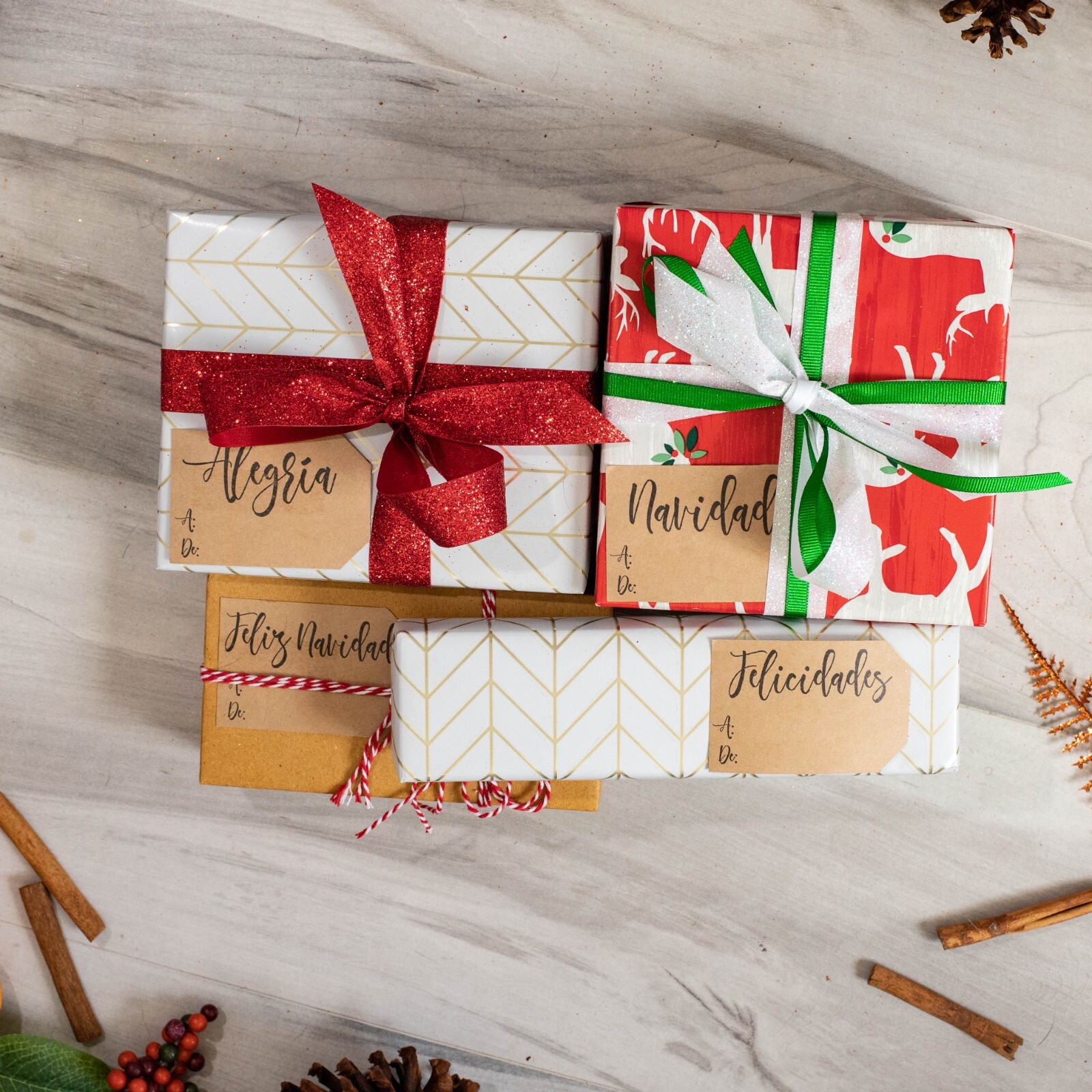 Natural Kraft Spanish Feliz Navidad Holiday Gift Tags | 2 x 3″ Inches – 100 Pack