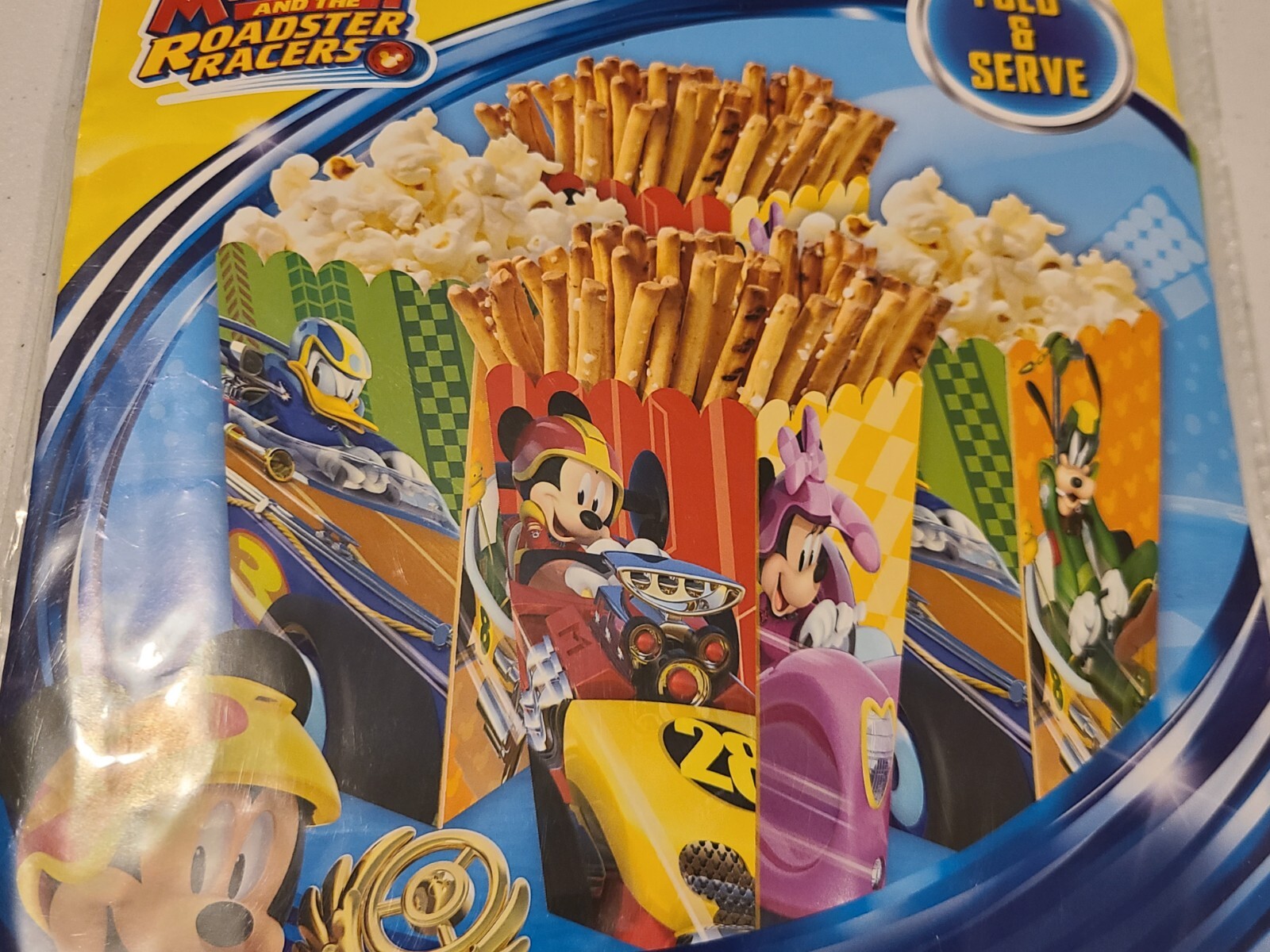 Disney Junior Mickey Mouse and the Roadster Racers Fold & Serve Snack Boxes