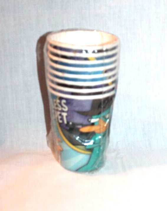 NEW IN PACKAGE PHINEAS AND FERB 8- CUPS PARTY SUPPLIES