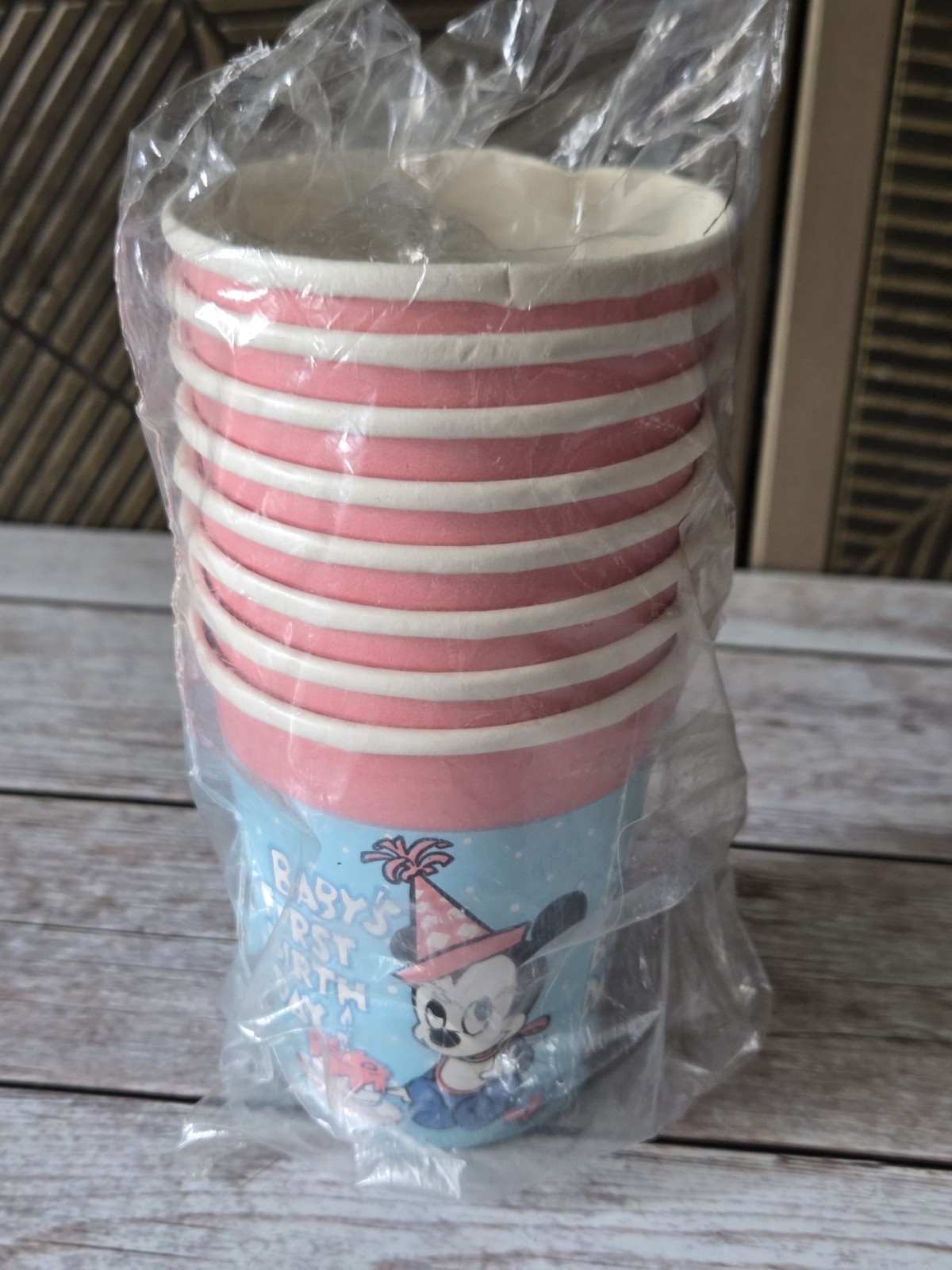 NEW DISNEY BABY 1ST BIRTHDAY MINNIE MOUSE 8- CUPS PARTY SUPPLIES HOT COLD 7 OZ