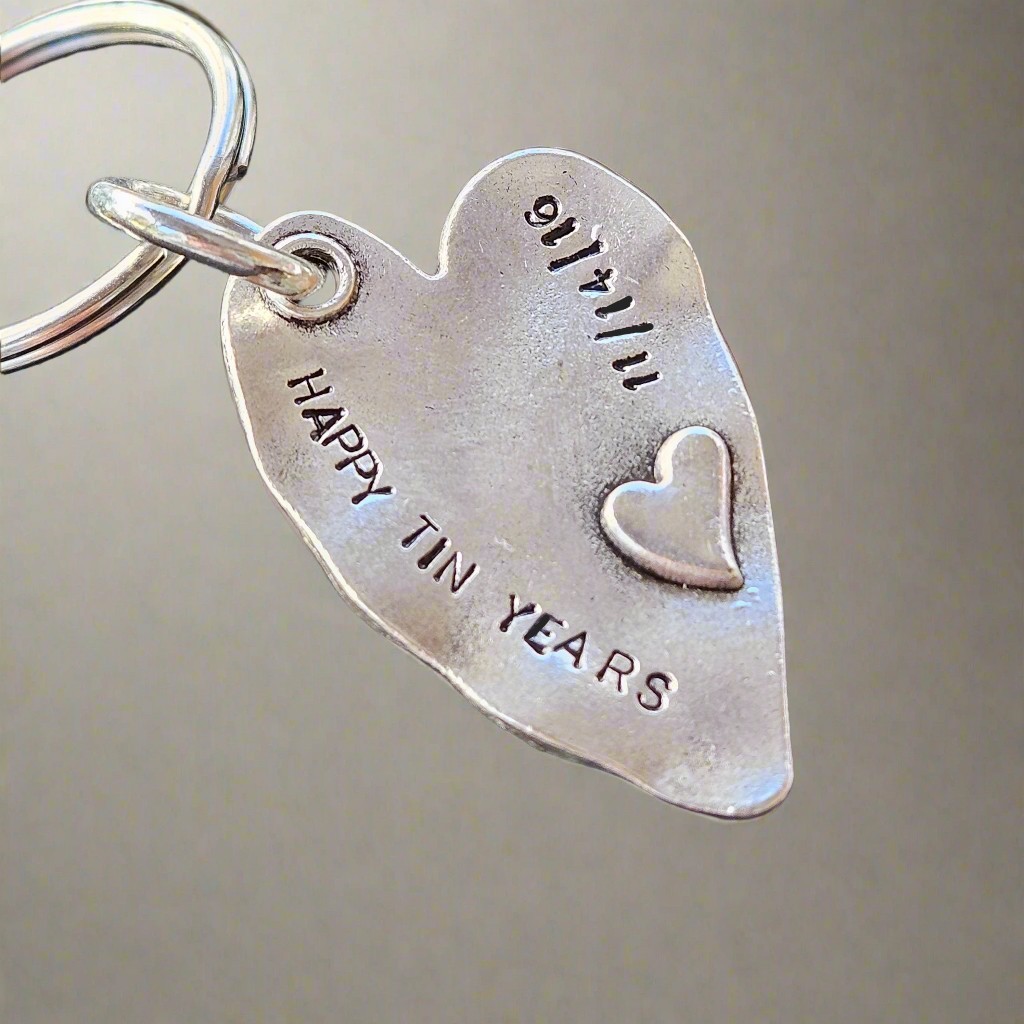 Personalised Happy Tin Years 10th Wedding Anniversary Gift Keychain Husband Wife