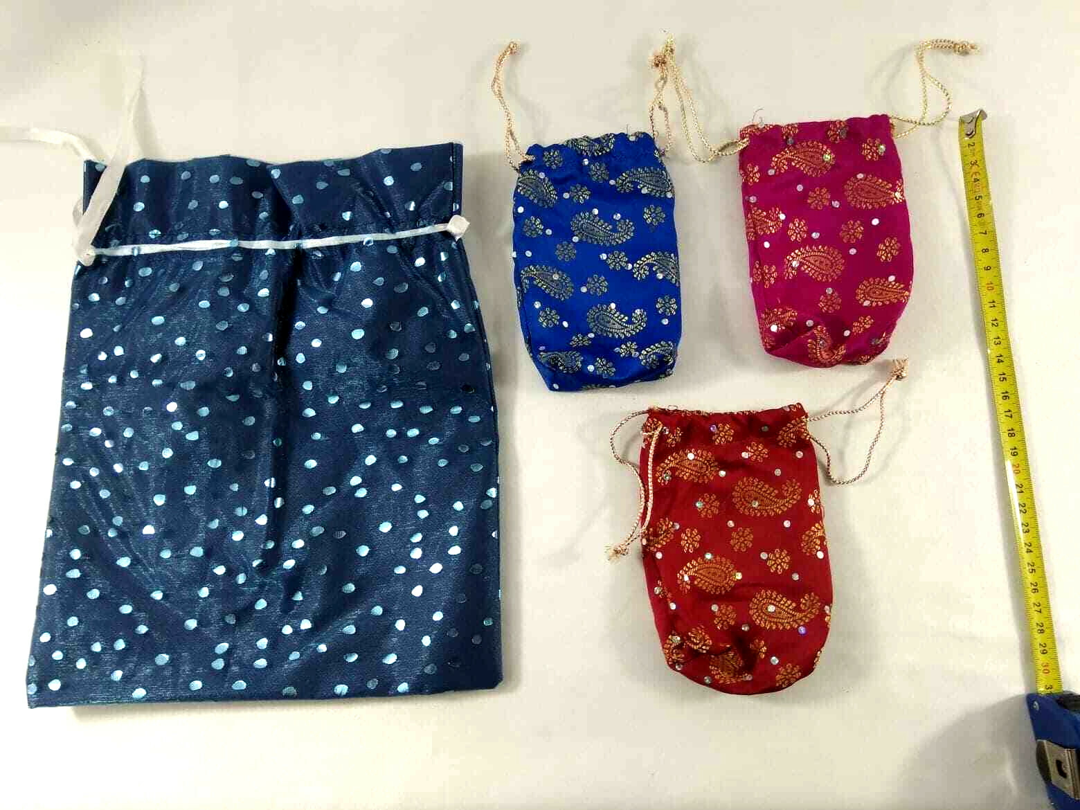 Set of 4 Gift Bags Mixed Color Fantasy Fast Shipping