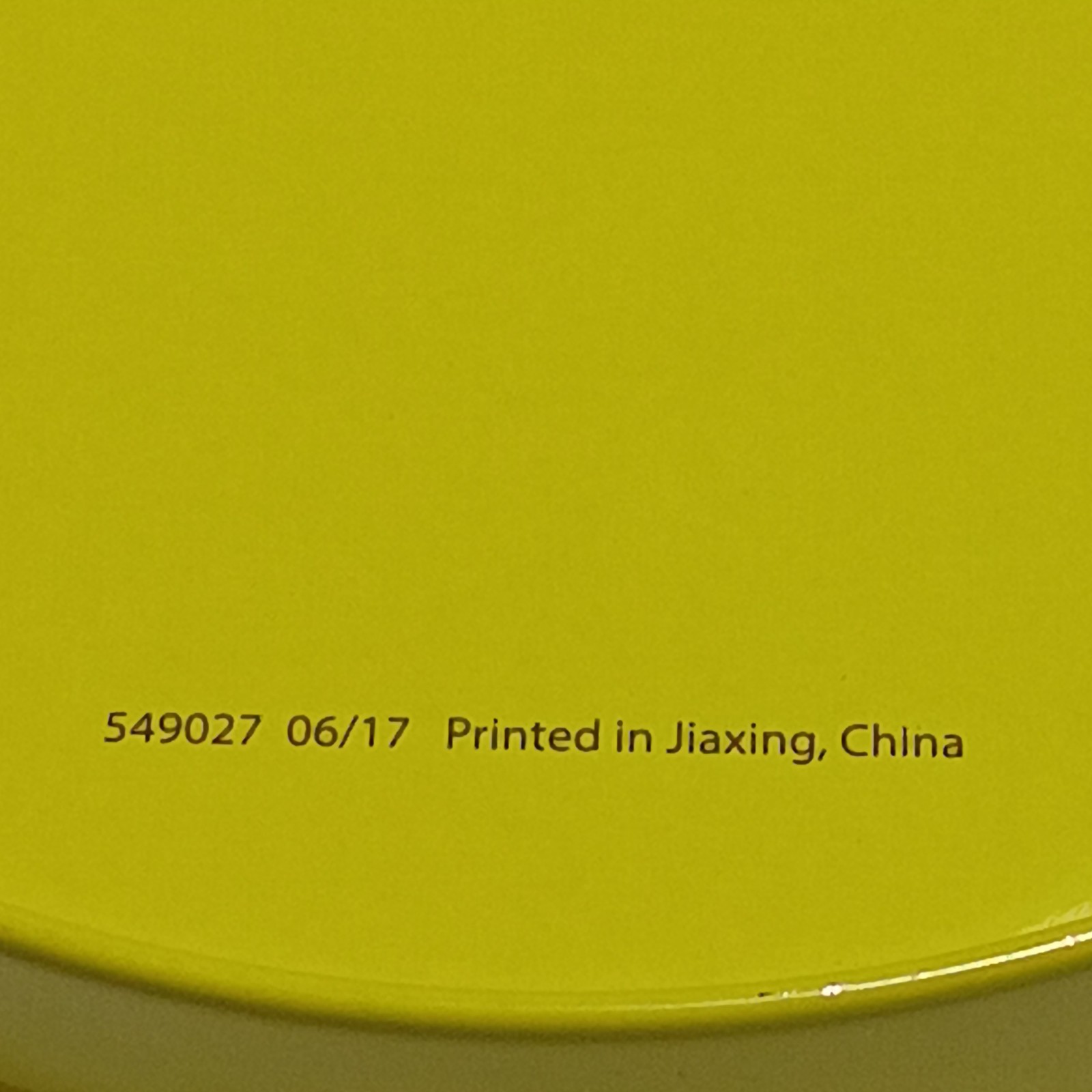 Round Metal Smiley Face Storage Tin Container Model 549027 Yellow