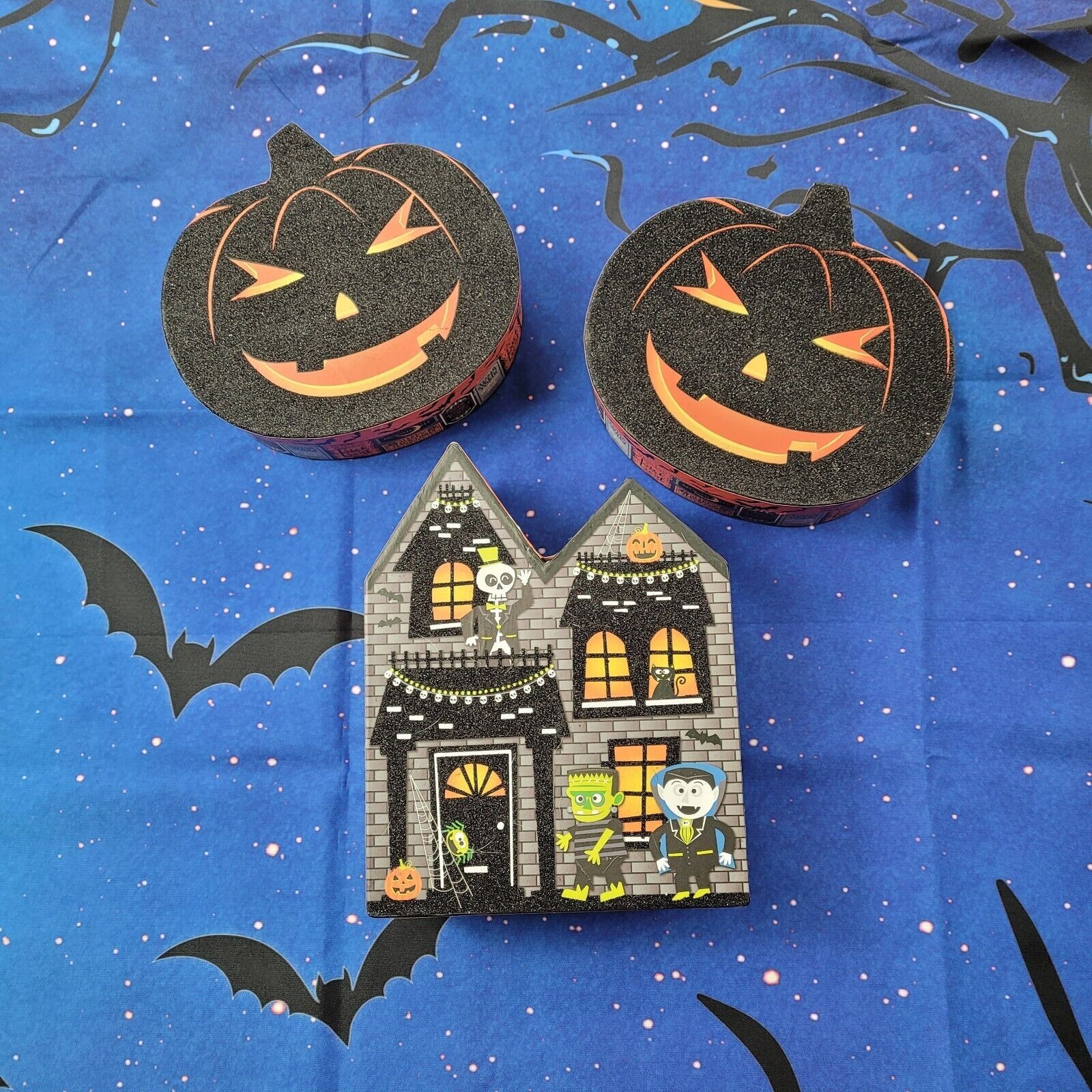 Halloween Treat Boxes: 2 Jack-o-lantern & 1 Haunted House