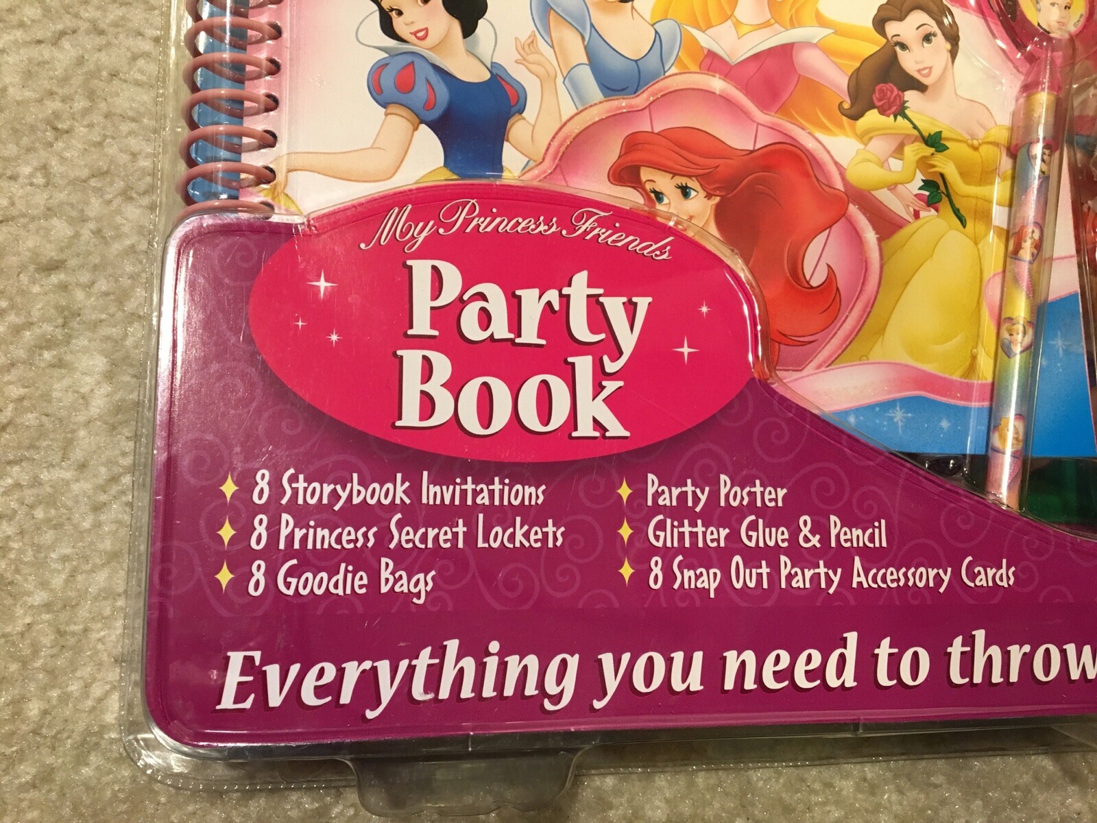 Disney Princess Enchanted Party Set 8 Invitations Lockets Poster Glitter Books