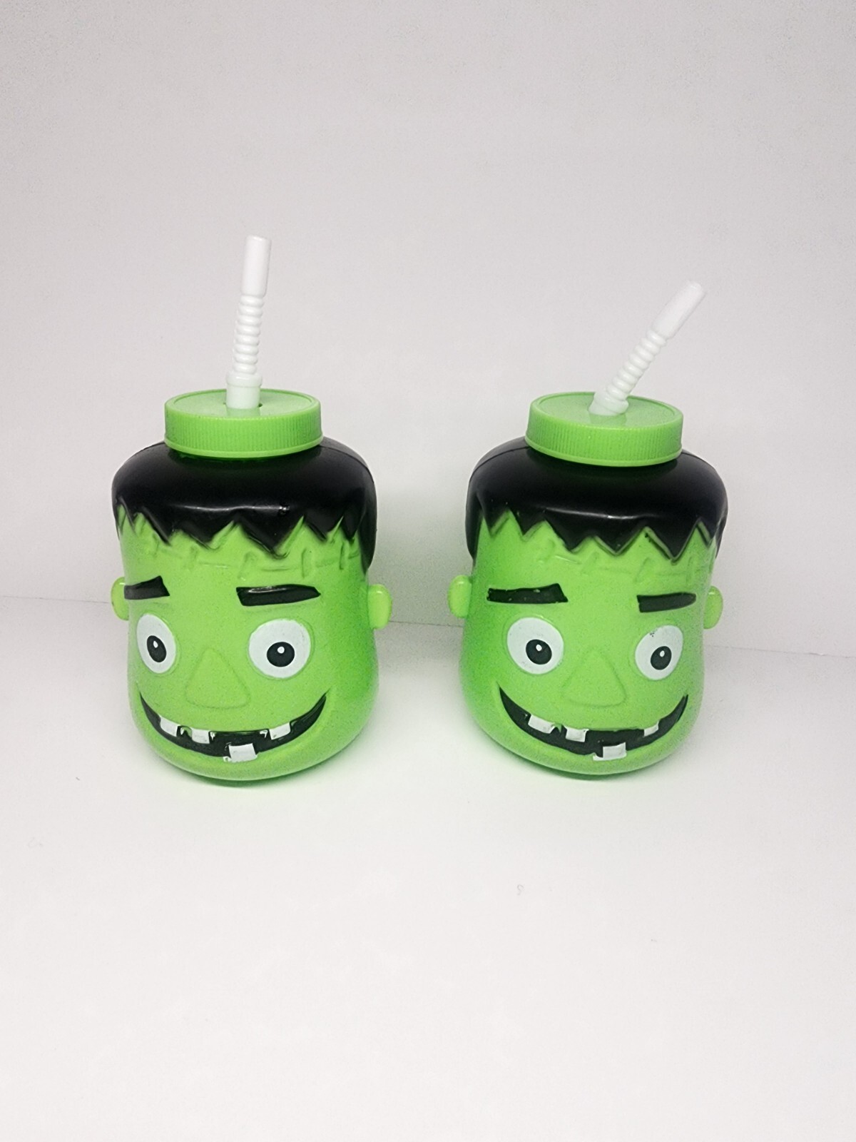 Halloween Drinking Cups with Straws Set of 2 Frankenstein Screw On Lid